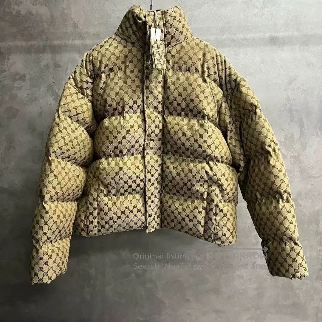 Balenciaga balenciaga khaki printed puffer jacket size 48. Size US M / EU 48-50 / 2 - 1 Thumbnail