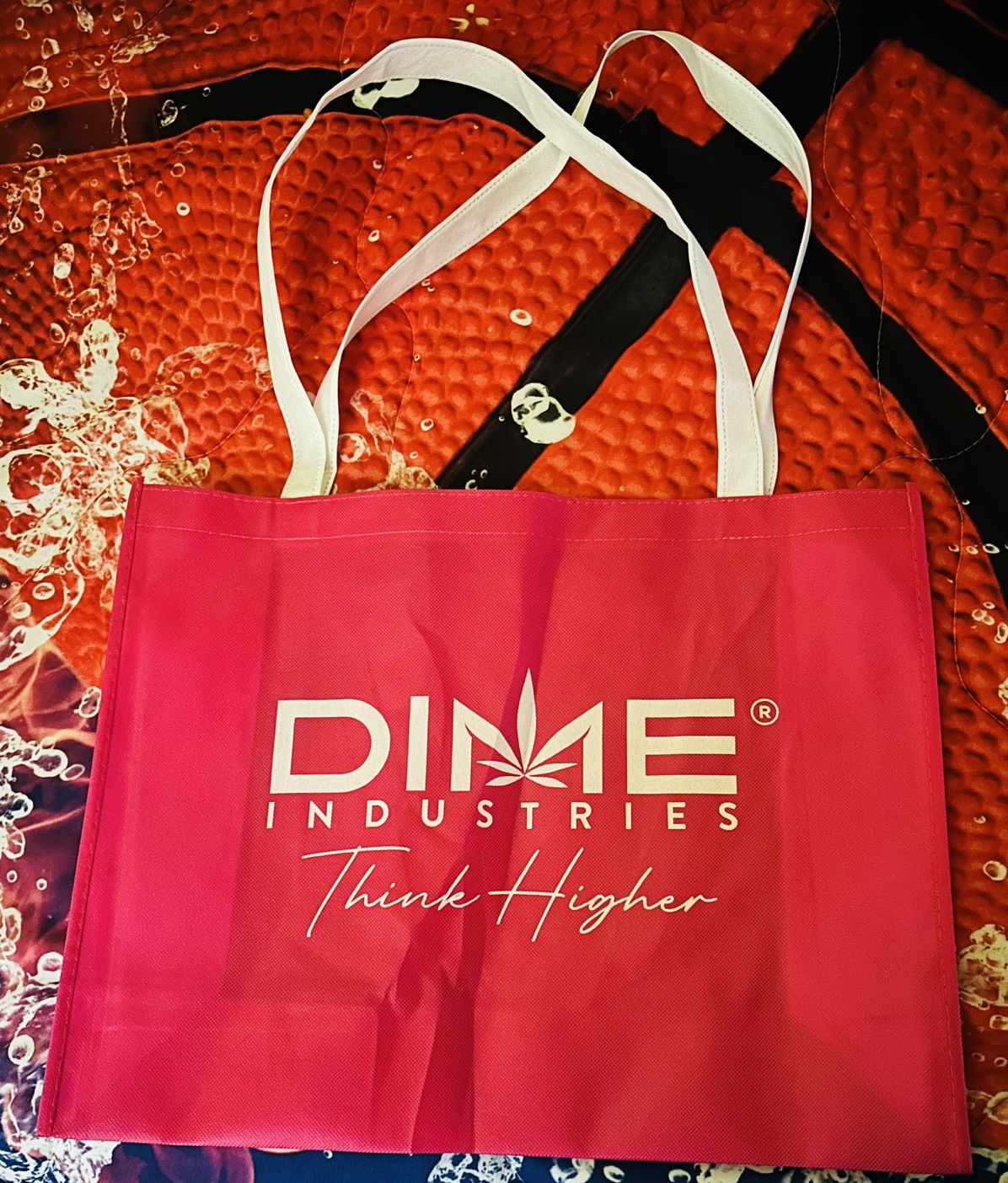 Dime Vintage Dime industries Think Higher shopping totebag (Pink) Size ONE SIZE - 1 Thumbnail