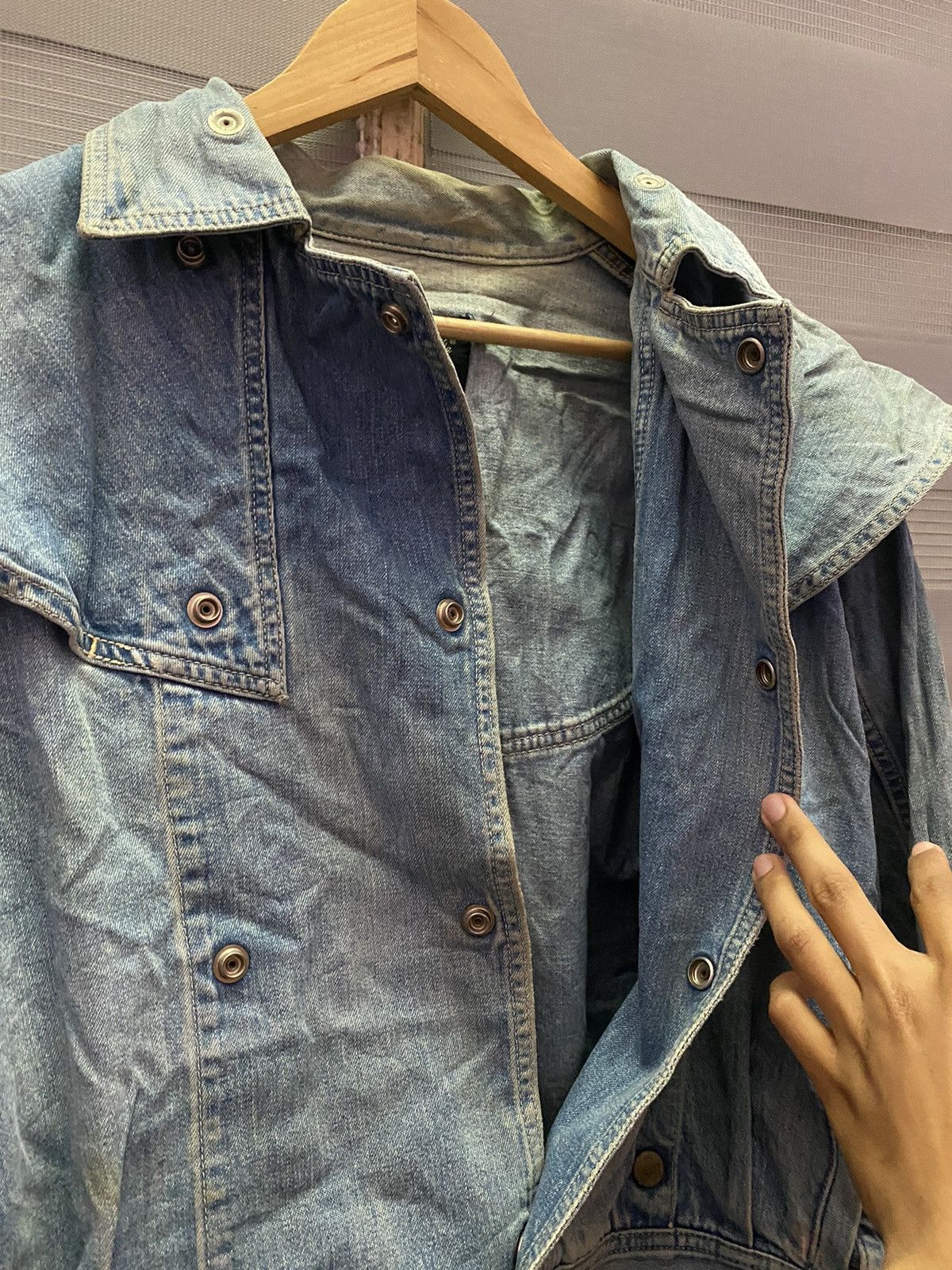 Japanese Brand Vintage Denim Jacket Avant Garde Size US L / EU 52-54 / 3 - 6 Thumbnail
