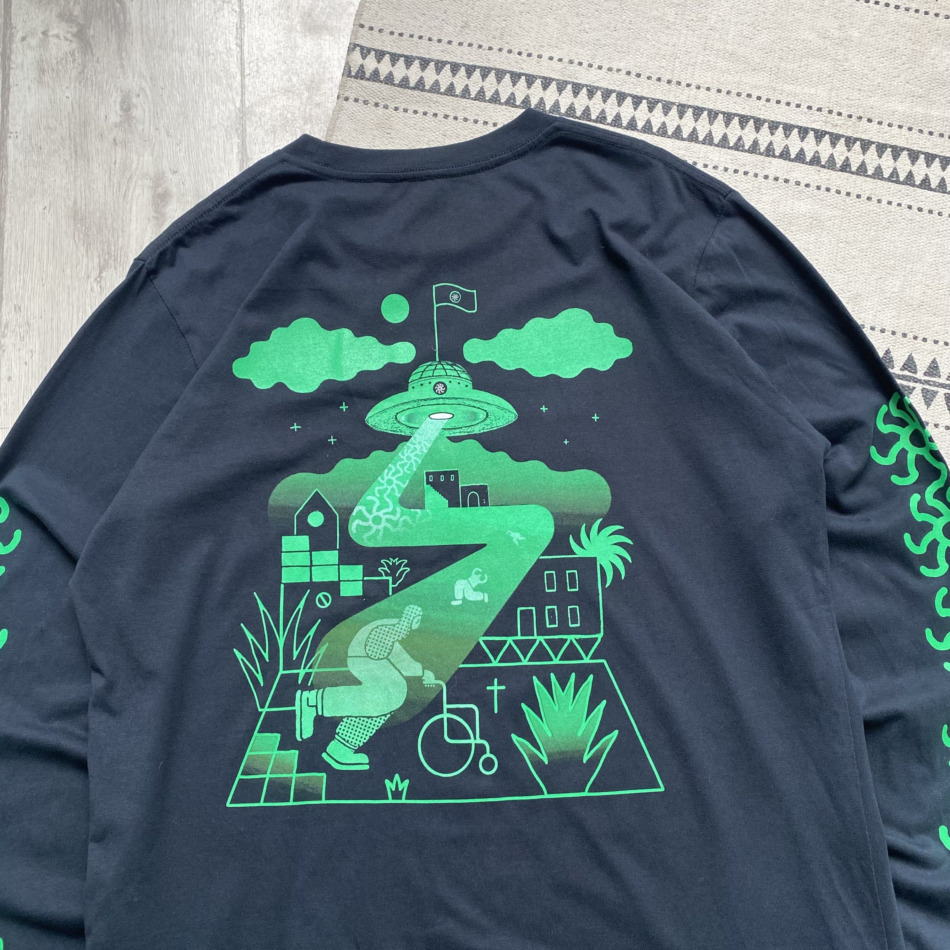 Alien Workshop 👽 RARE Skater UFO longsleeve tee Alien Workshop Surf Style Size US XL / EU 56 / 4 - 9 Thumbnail