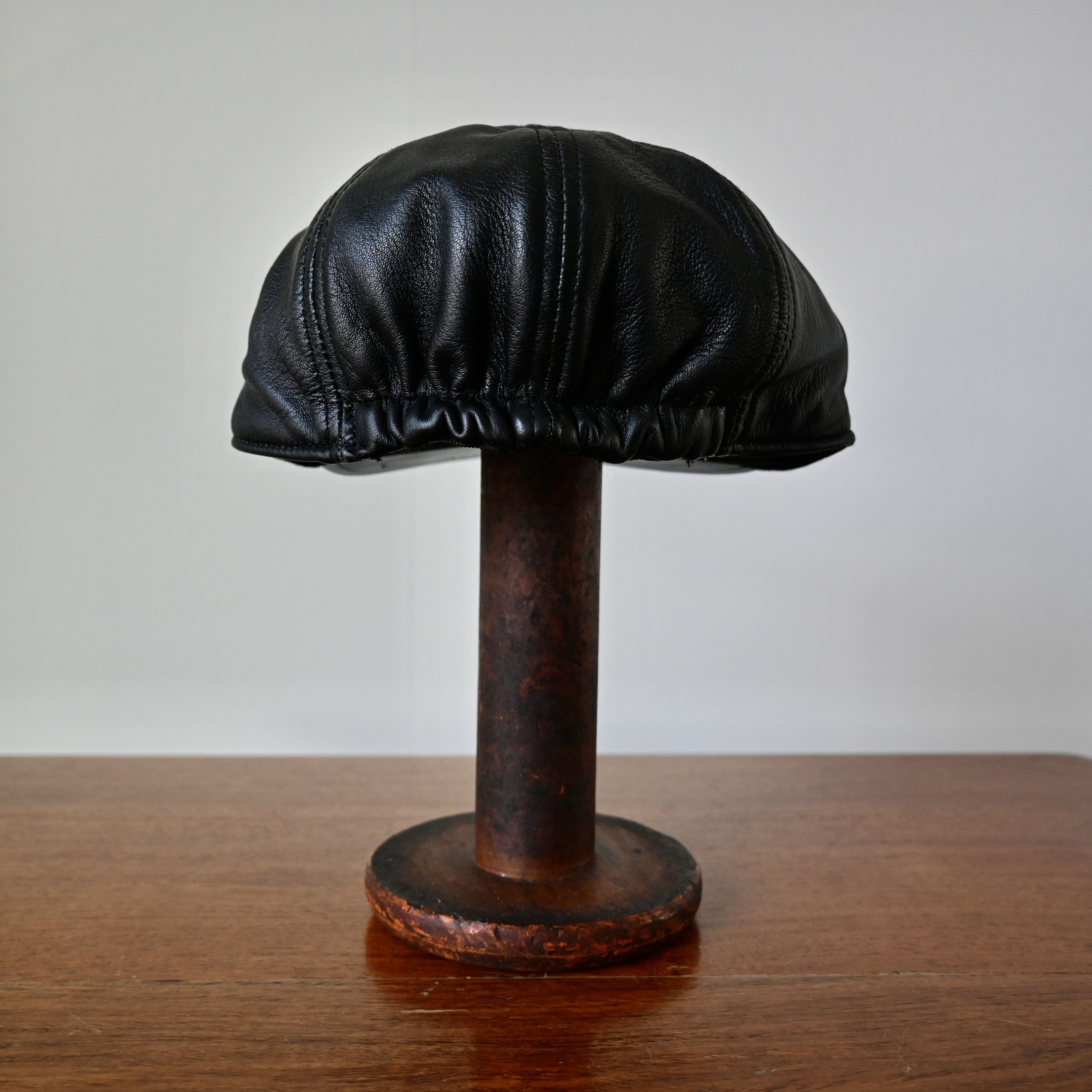 Schott Schott Bros genune lambskin leather hanting hat, made in USA Size ONE SIZE - 4 Thumbnail