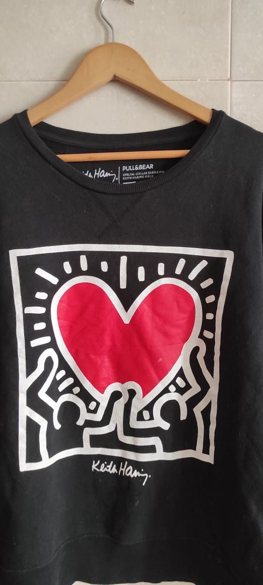 Keith Haring × Pull & Bear KEITH HARING SWEATSHIRT Dancing Heart Graphic Pullover Size M / US 6-8 / IT 42-44 - 3 Thumbnail