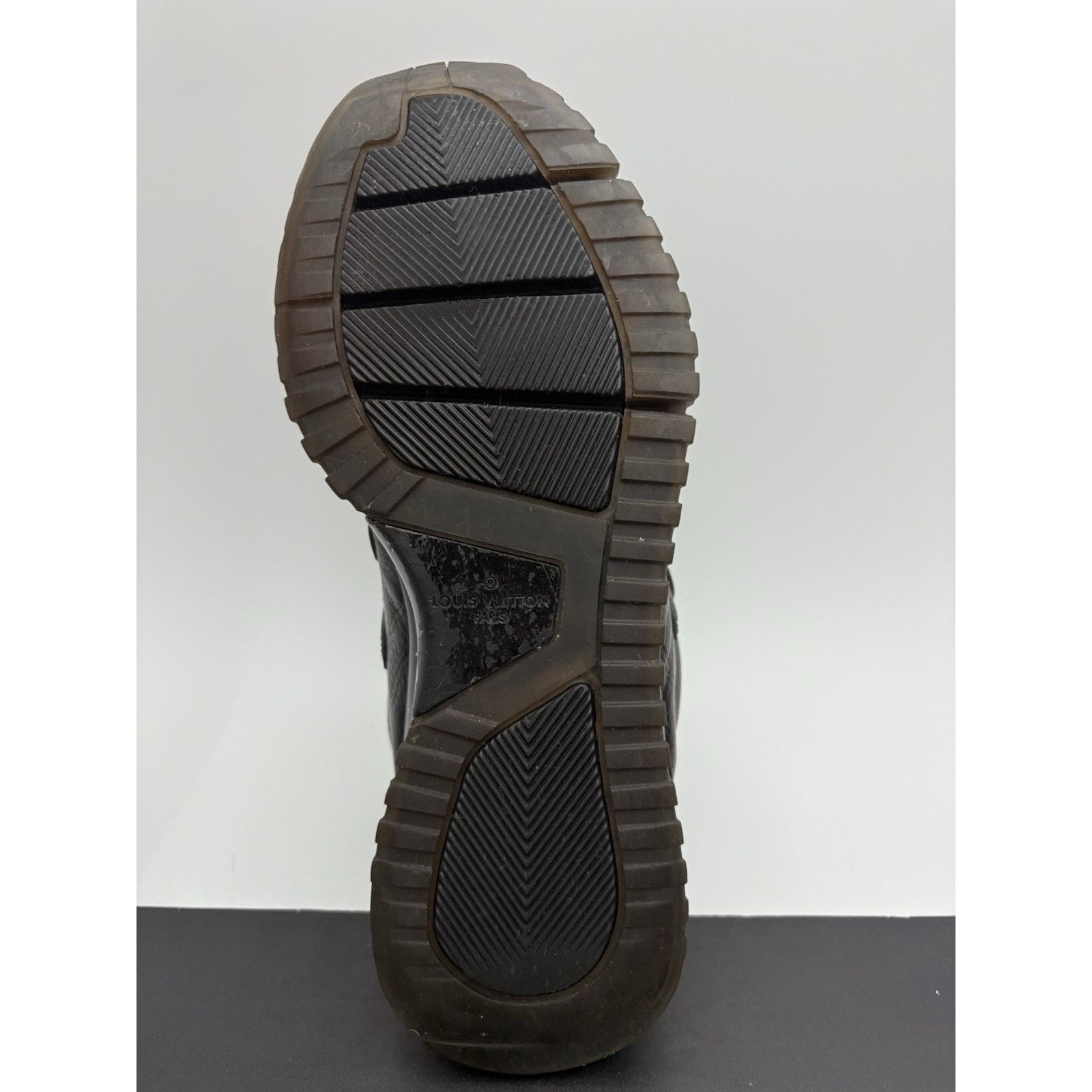Louis Vuitton Louis Vuitton Digital Zig Zag Sneaker ' Black Green ' Size US 9 / EU 42 - 13 Thumbnail
