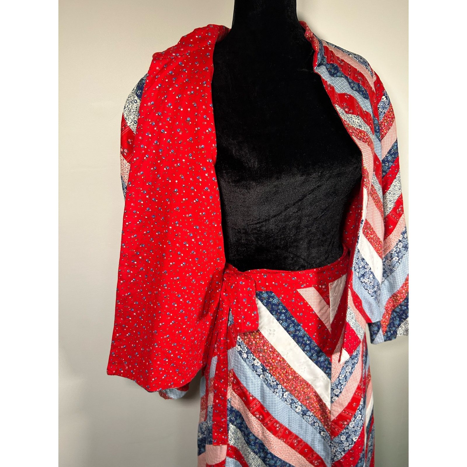 Handmade Quilted Two Piece Vintage Interchangeable Set Size S/M Size 22" - 13 Thumbnail