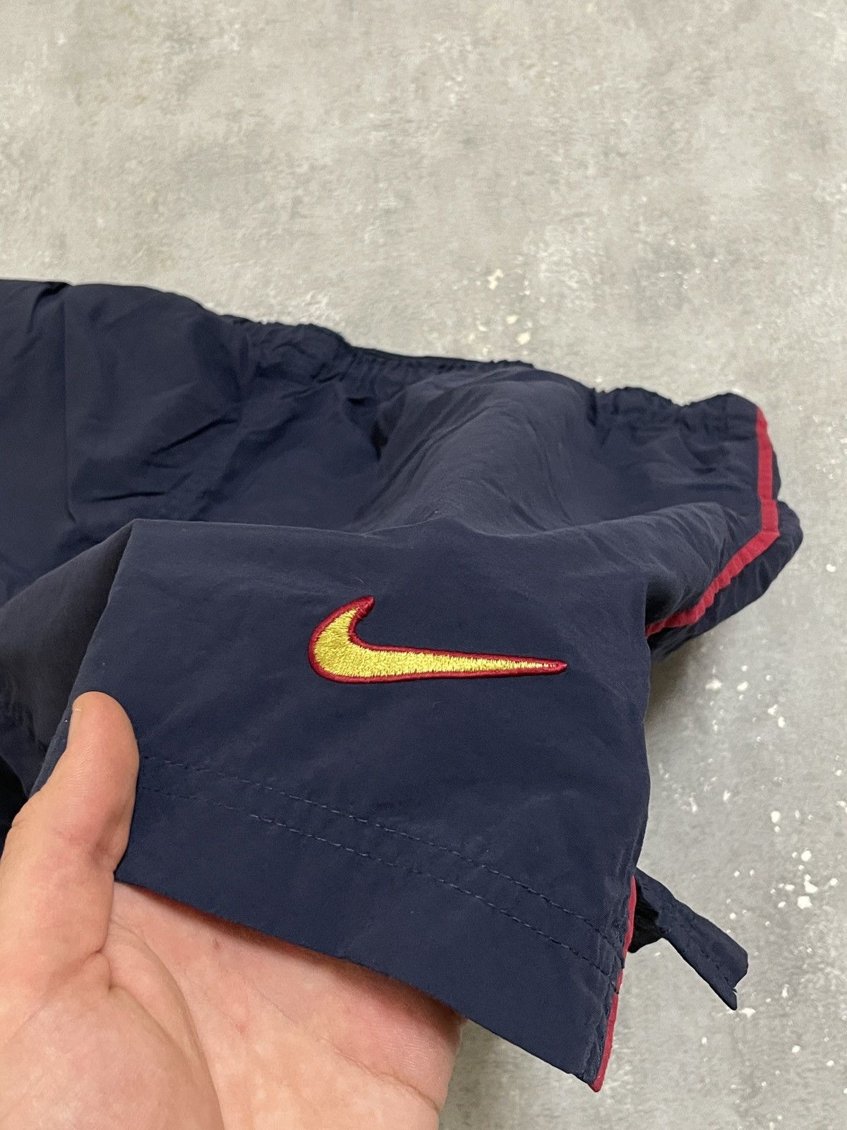 Nike Vintage Nike Barcelona Football Shorts Soccer Mens Rare XL Size US 34 / EU 50 - 5 Thumbnail