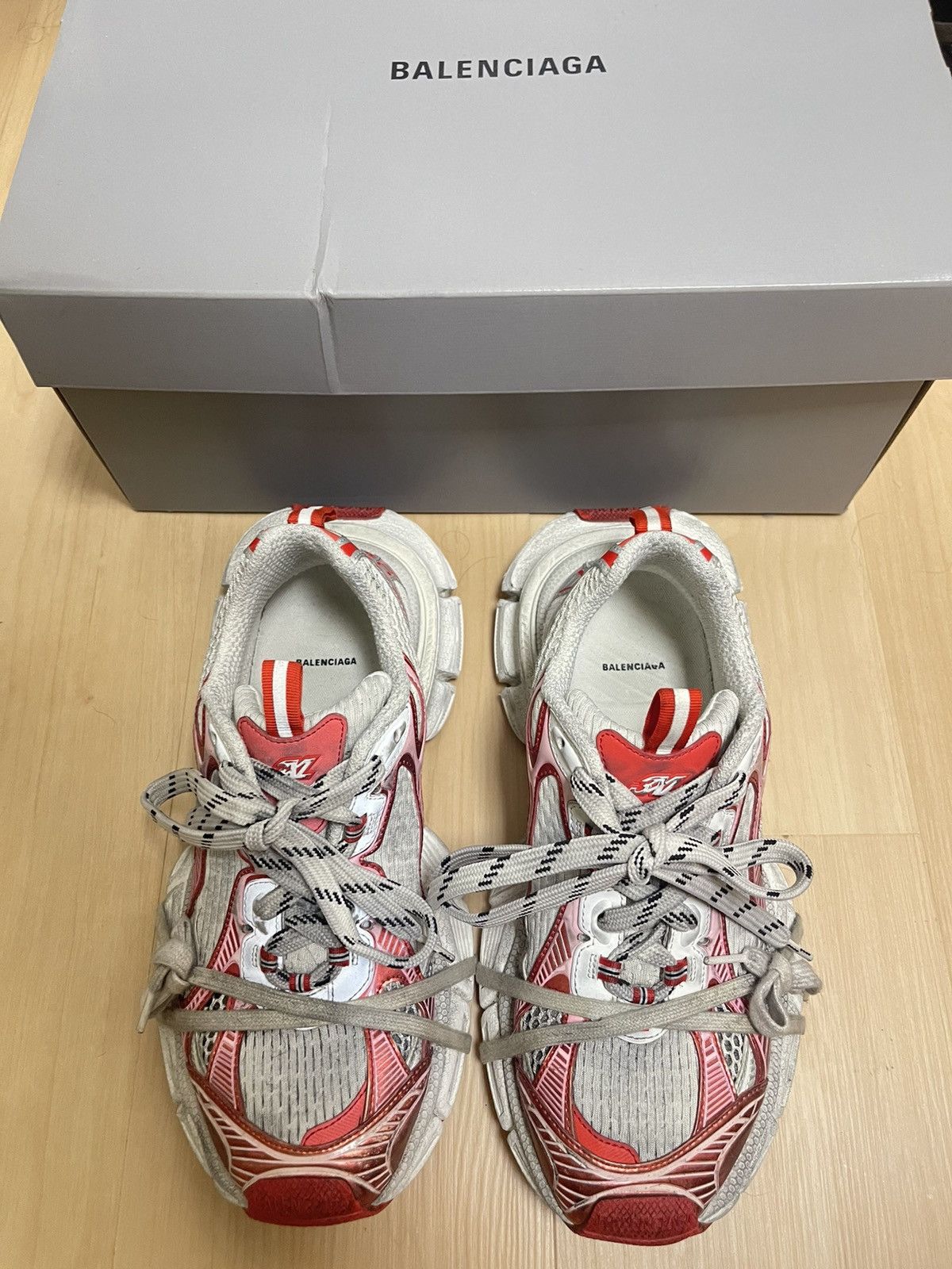 Balenciaga Balenciaga 3xl red Size US 9.5 / EU 42-43 - 1 Thumbnail