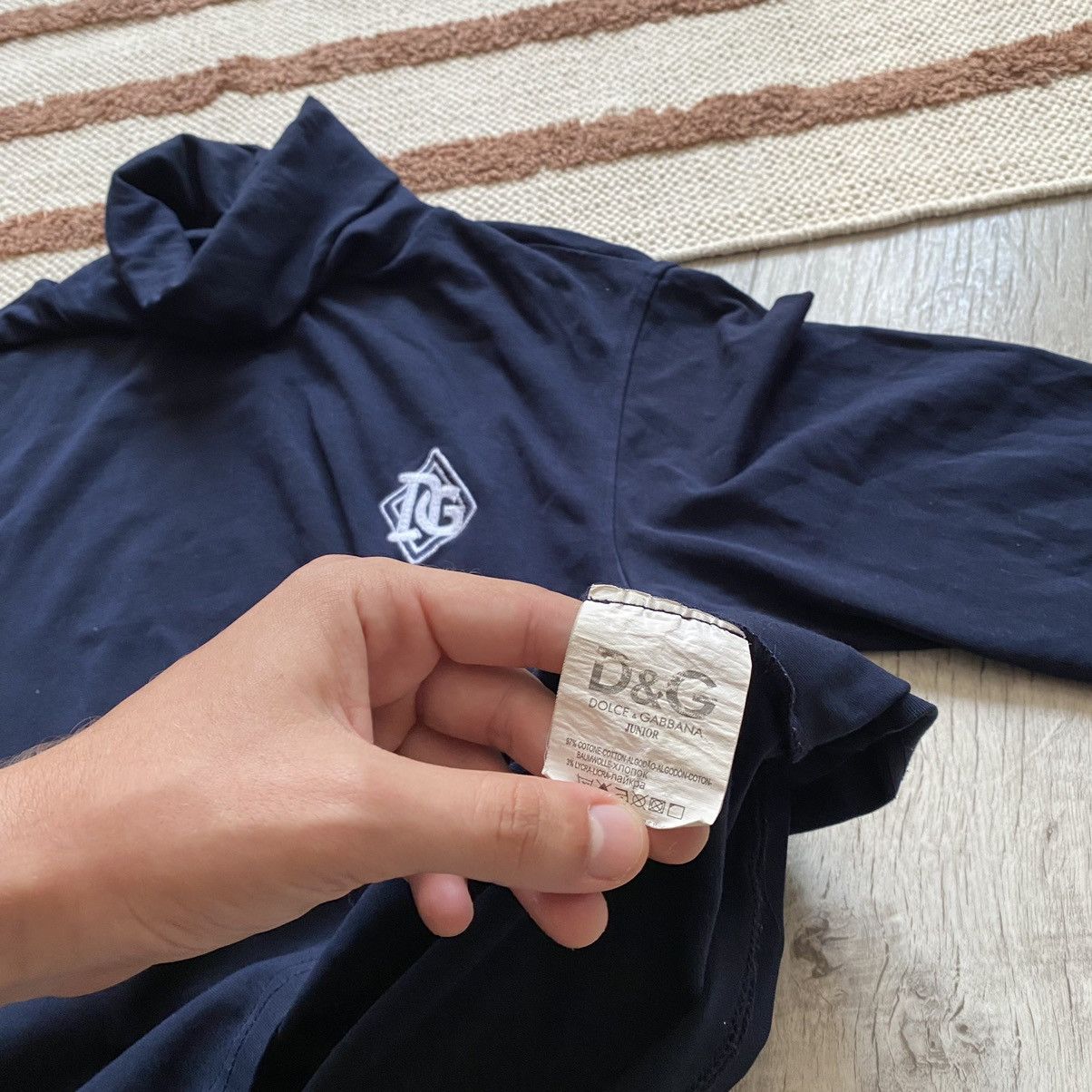 Dolce & Gabbana DOLCE AND GABBANA JUNIOR LONG SLEEVE LIGHT SWEATER Size US S / EU 44-46 / 1 - 6 Thumbnail