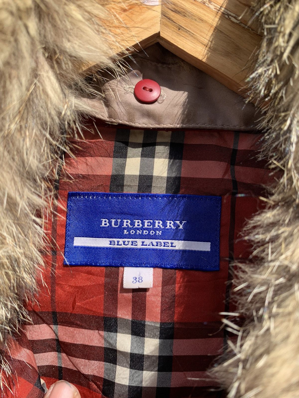 Burberry Fur Burberry london blue label down vest Size S / US 4 / IT 40 - 19 Thumbnail