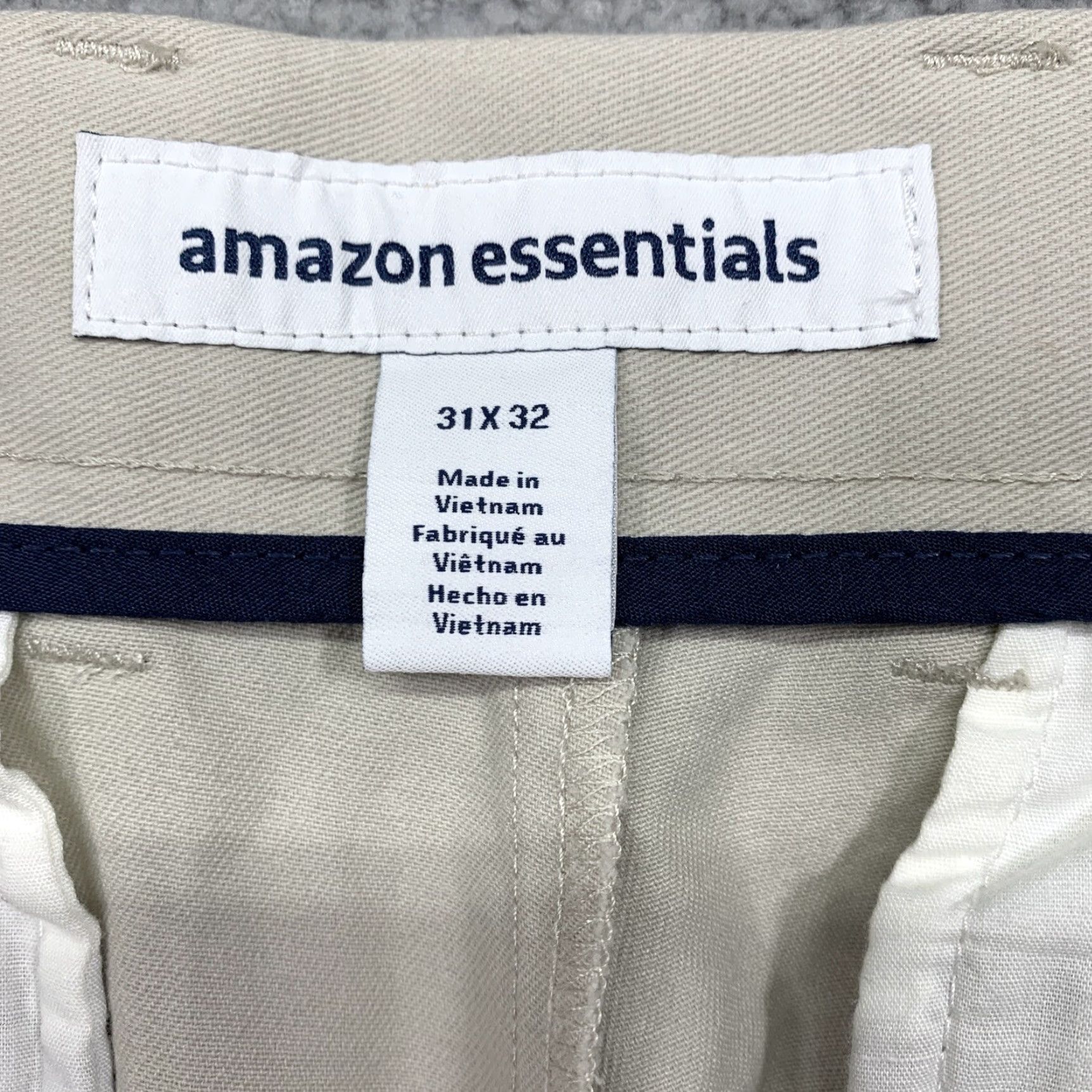 Essentials Amazon Essentials Pants Men’s 32Wx31L Slim Flat Front Beig e Cotton Polyester Back Pockets NWT Dress Pants Size US 32 / EU 48 - 7 Thumbnail