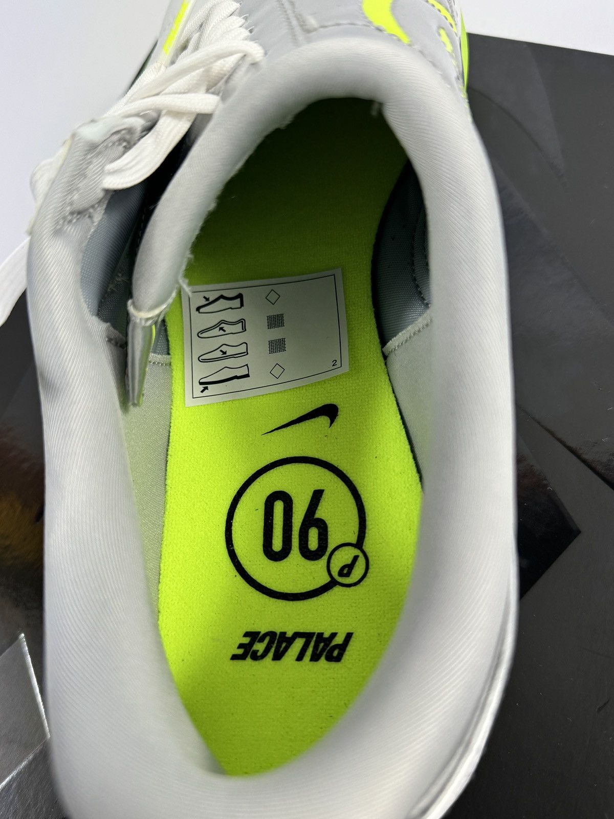 Nike x PALACE T90 SP SNEAKERS Size US 10 / EU 43 - 6 Thumbnail