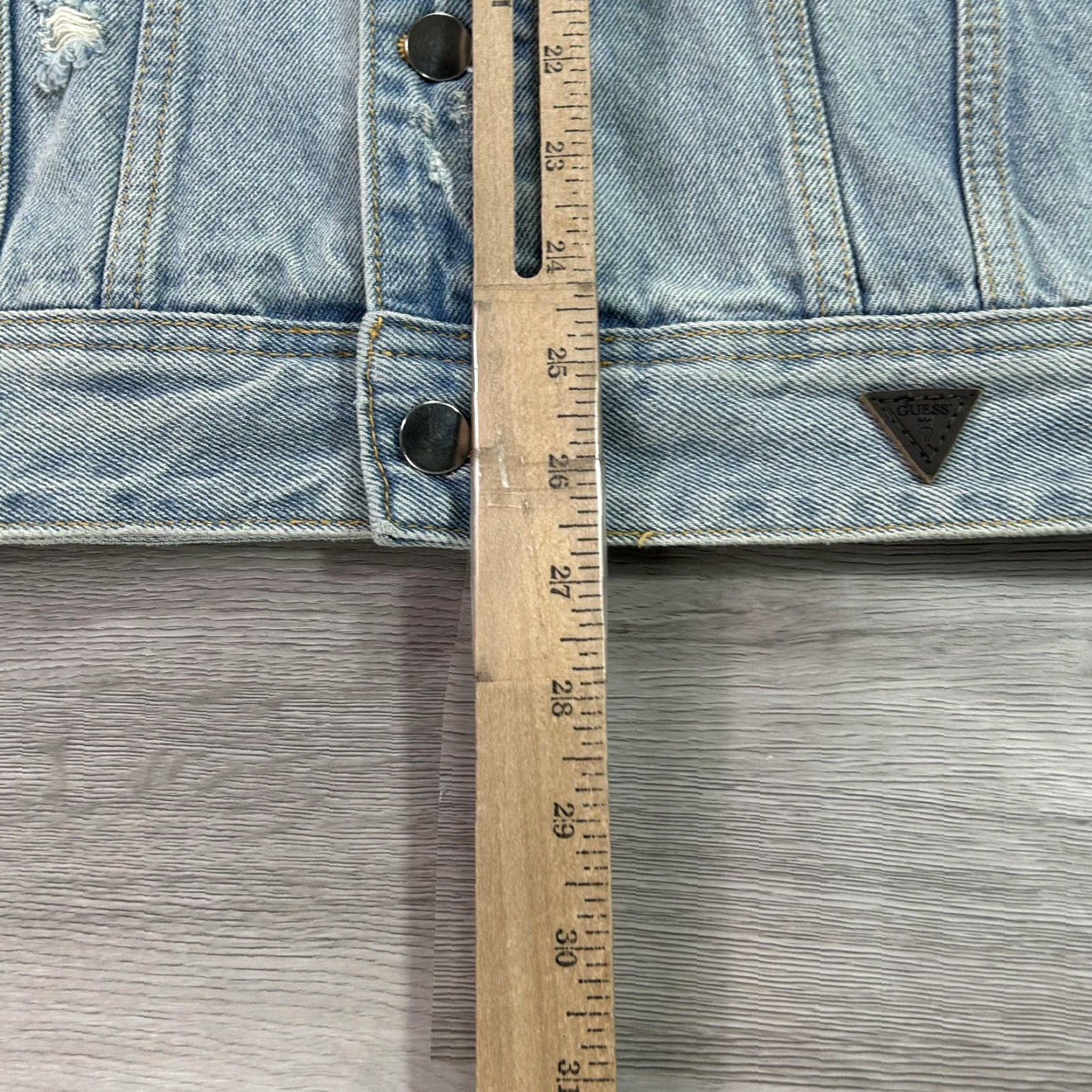 Guess Guess Dillon Denim Jacket Mens Medium Blue Distressed Button Logo Jean Size US 31 - 6 Thumbnail