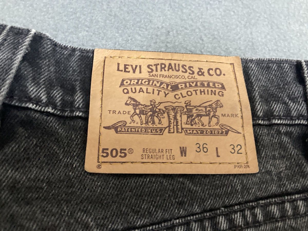 Levi's Vintage 90’s Levis 505 orange tab jeans Made in Mexico Size US 36 / EU 52 - 13 Thumbnail