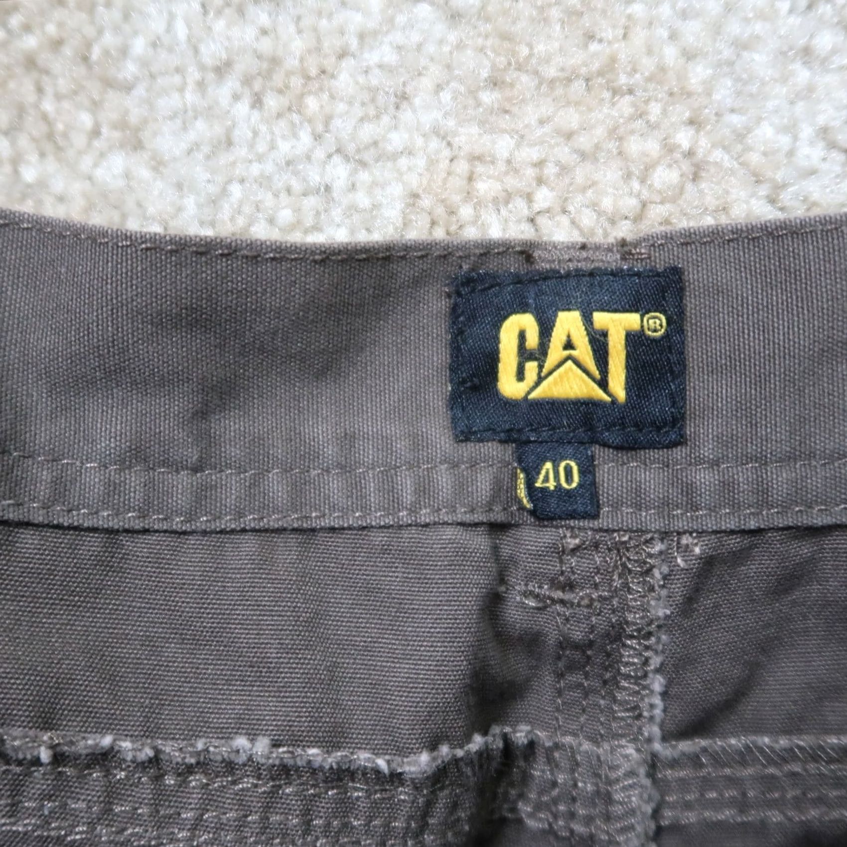 Vintage VINTAGE CAT Carpenter Shorts Mens 40 Brown Canvas Workwear Bermuda 5-Pocket Design Regular Mid Rise Jeans Style Workwear Mens Brown Canvas Shorts Size US 40 / EU 56 - 2 Thumbnail