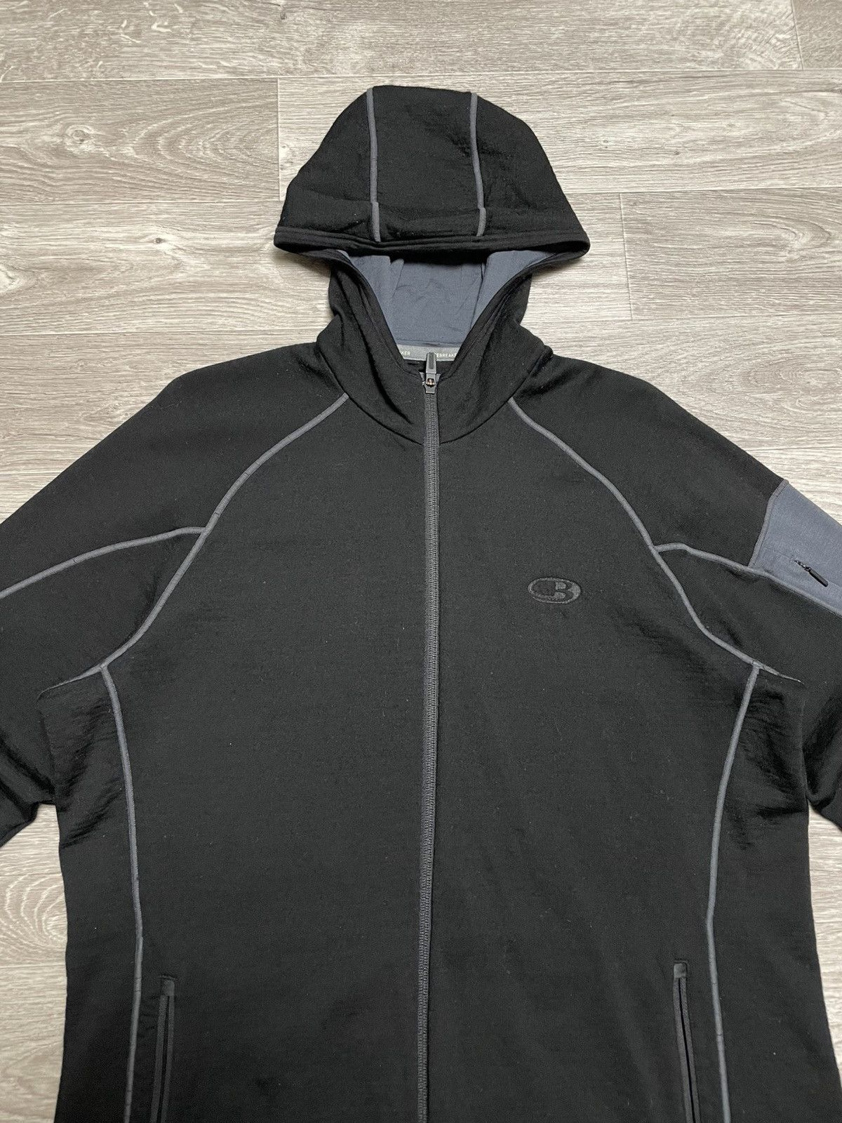 Icebreaker Icebreaker Merino Wool GT Quantum Hooded Full Zip Jacket Size US XL / EU 56 / 4 - 2 Thumbnail