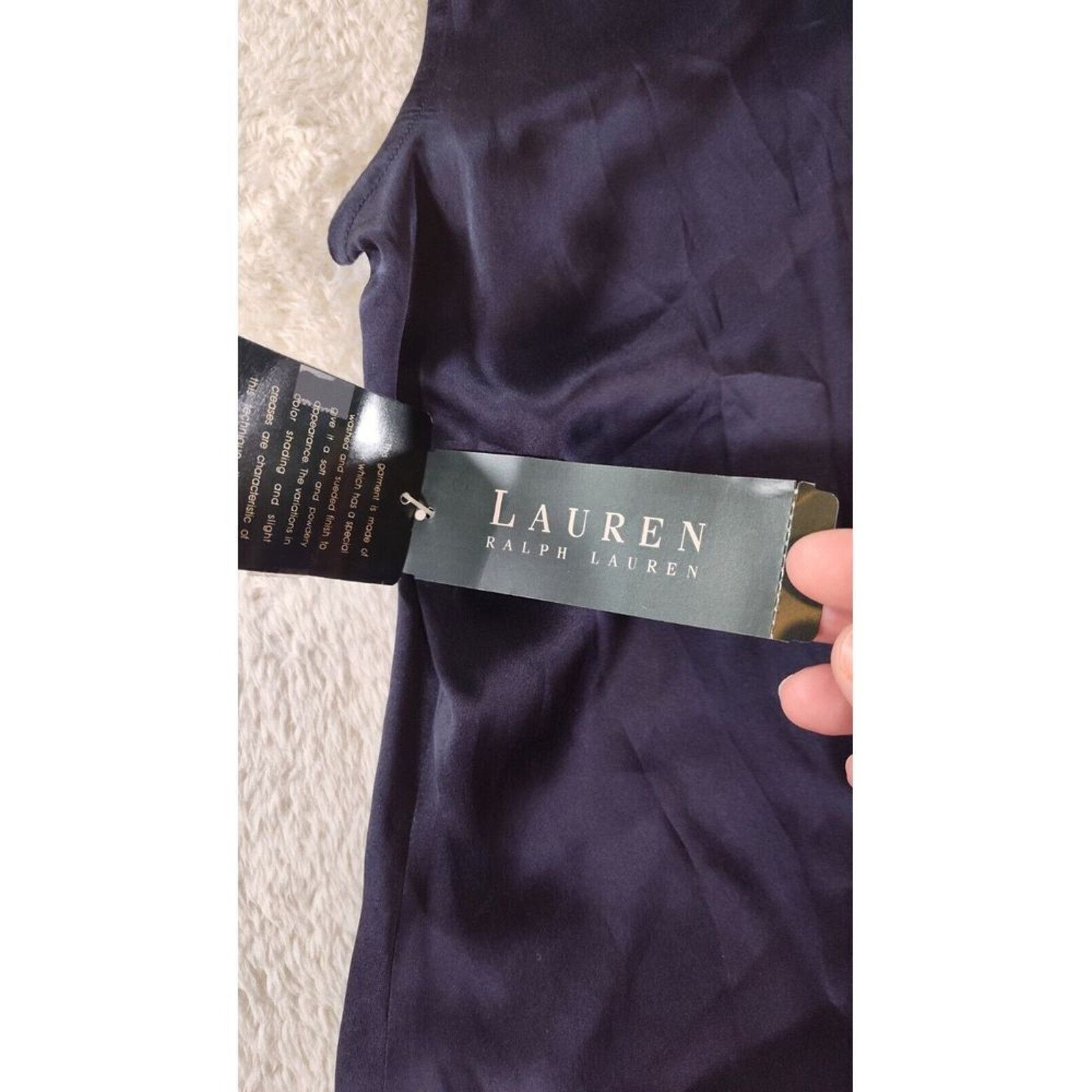 Lauren Ralph Lauren Vintage Lauren Ralph Lauren Button Top Blouse Silk Navy Blue Size M / US 6-8 / IT 42-44 - 10 Thumbnail