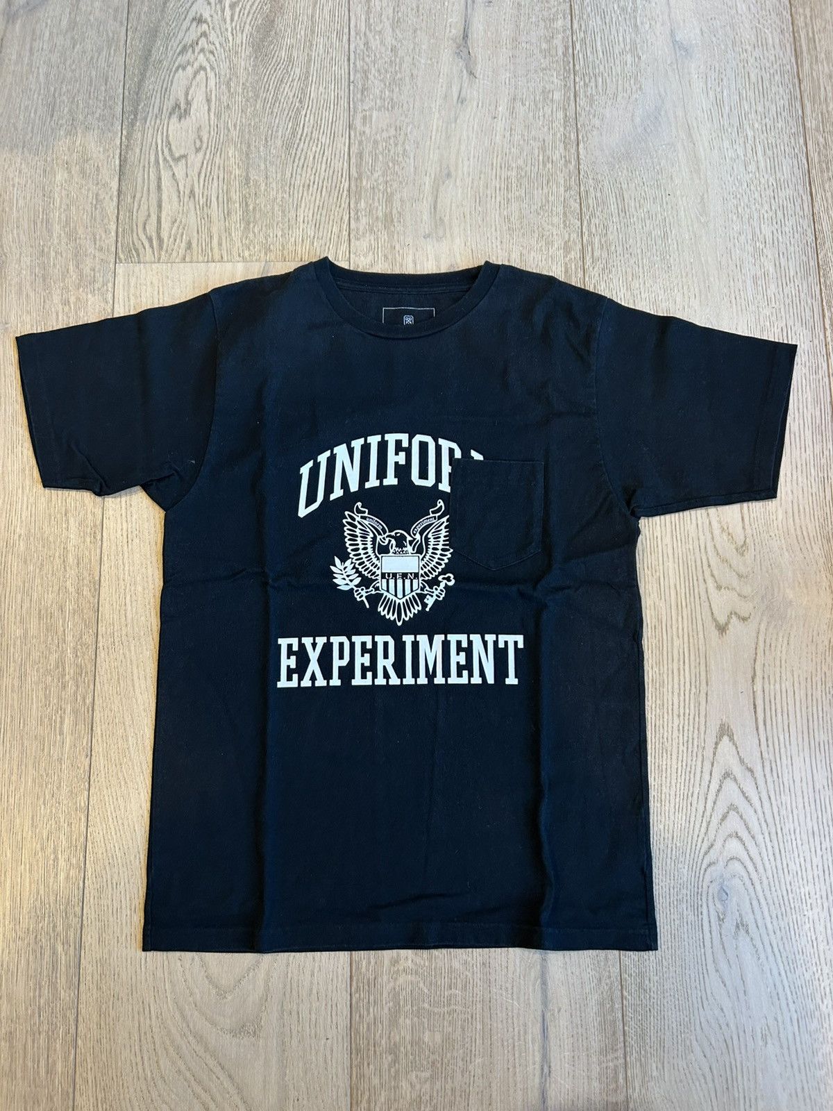 Sophnet. × uniform experiment UE Basic Logo Tee Size US S / EU 44-46 / 1 - 1 Thumbnail