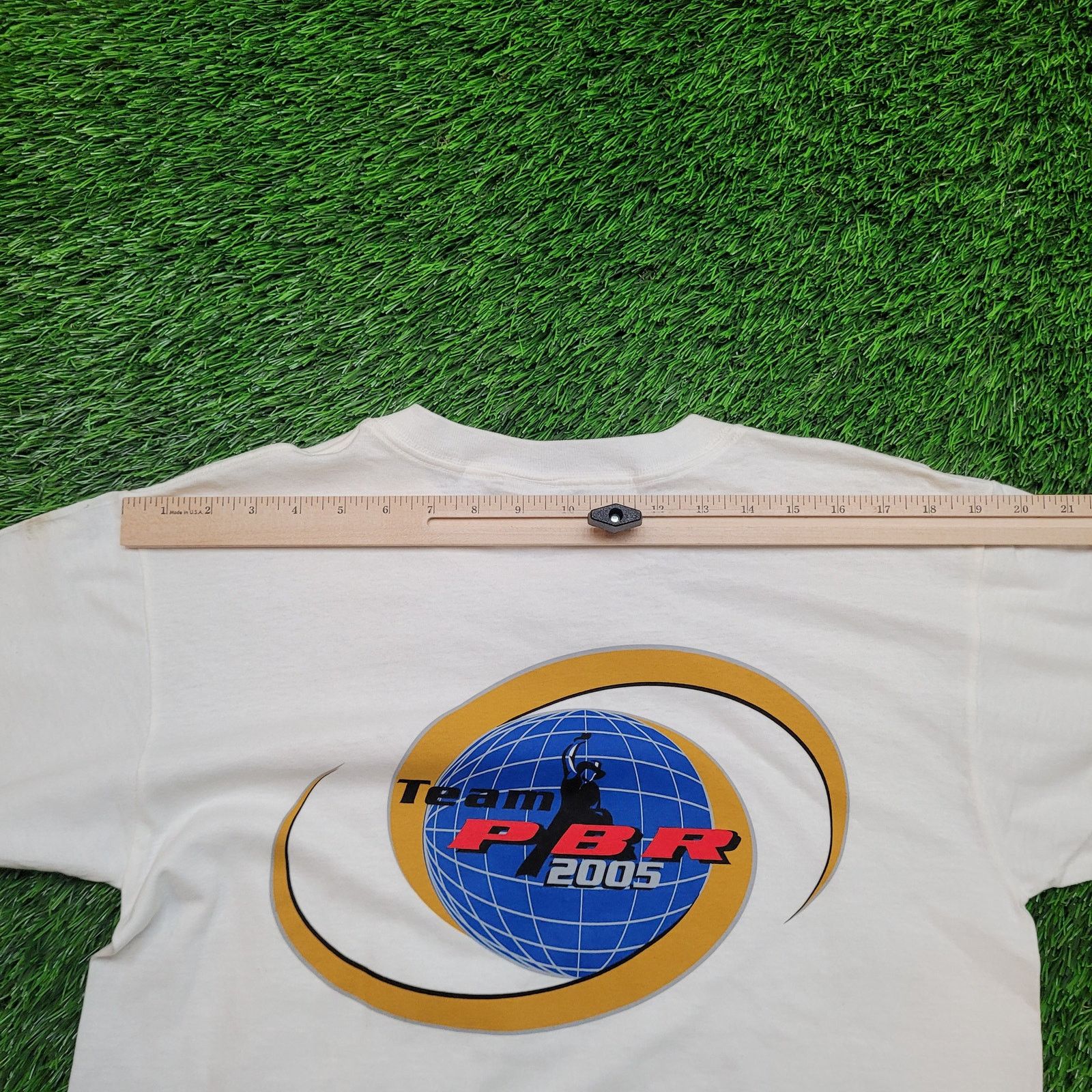 Anvil Signed 2005 Team PBR T-Shirt Mens M Womens L Pro Bull Riders Size US M / EU 48-50 / 2 - 12 Thumbnail