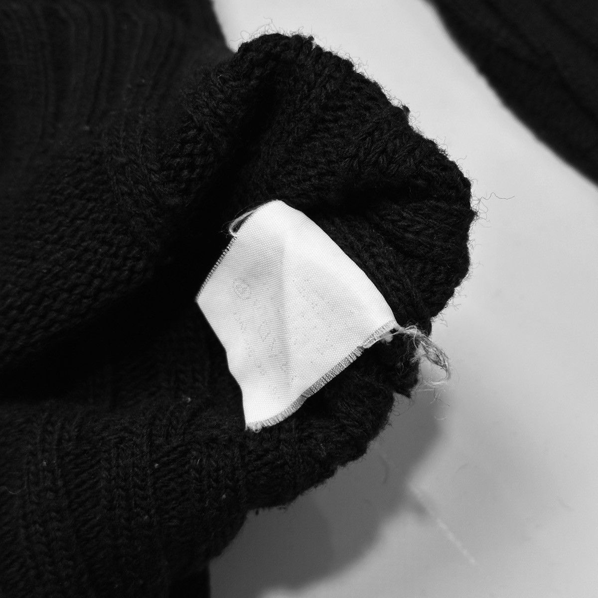 Dolce & Gabbana dolce & gabbana DG HEAVY Knit Zip Sweater Size US XL / EU 56 / 4 - 11 Thumbnail