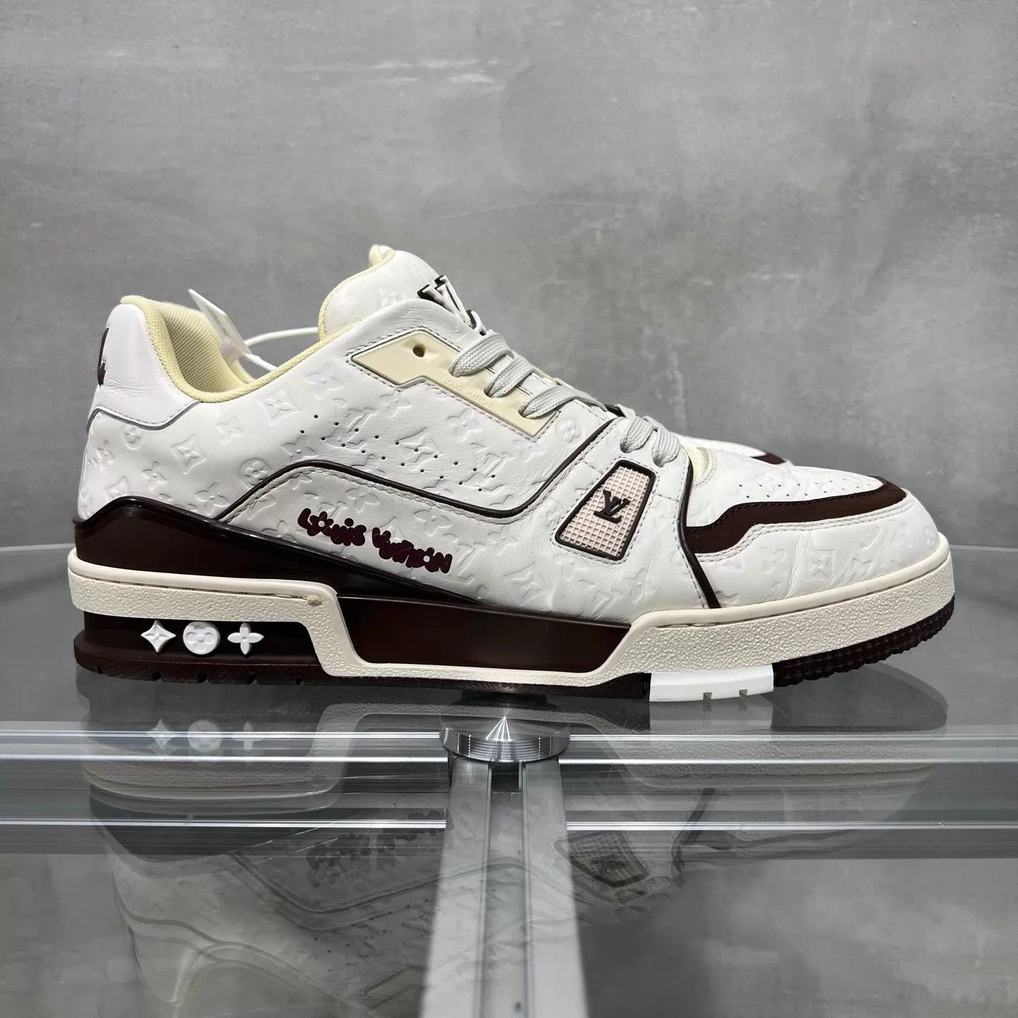 Louis Vuitton LV Trainer Tyler Cream 42.5 YH25919 Size US 9.5 / EU 42-43 - 4 Thumbnail