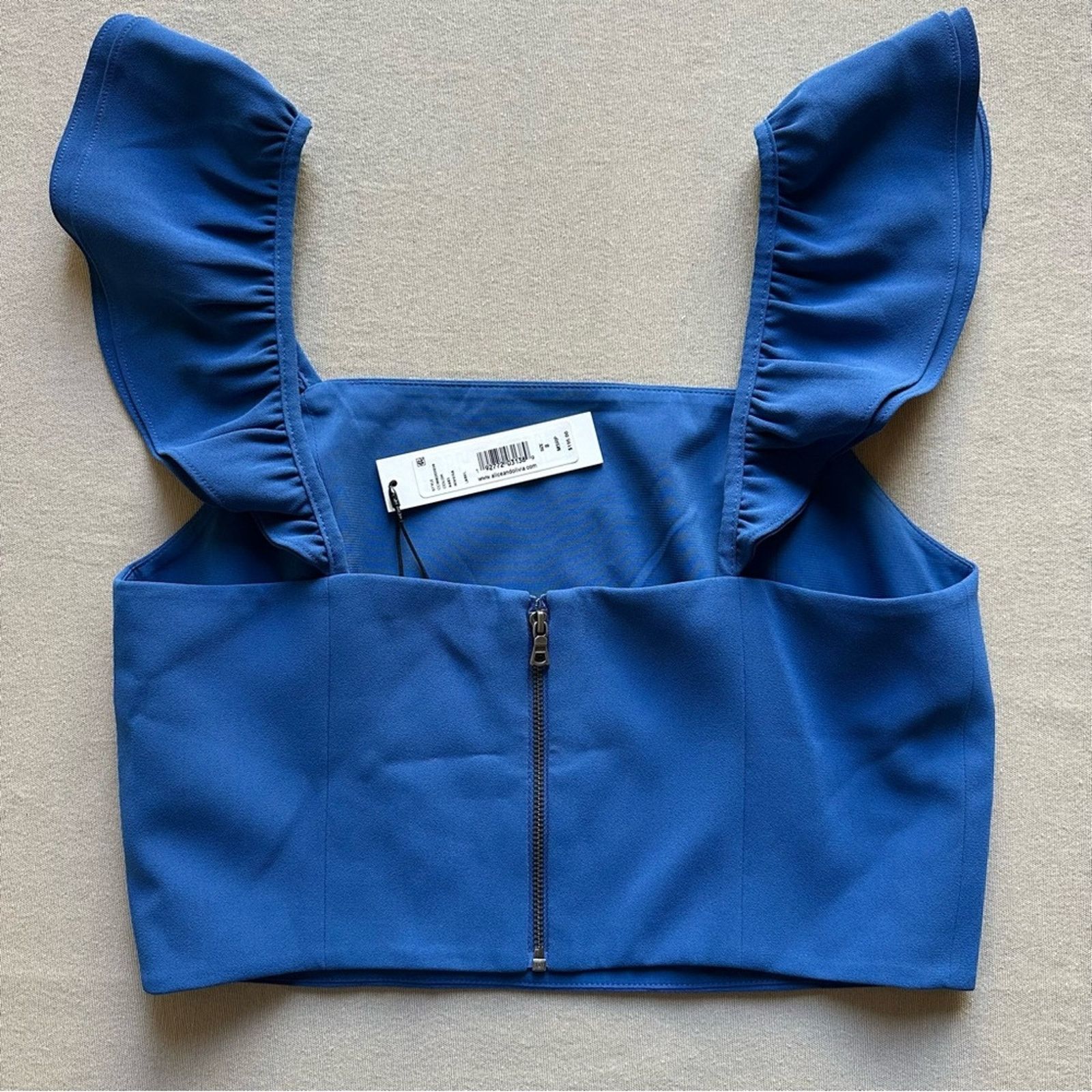 Alice + Olivia Alice + Olivia Blue Crop Tank Top Size M / US 6-8 / IT 42-44 - 6 Thumbnail