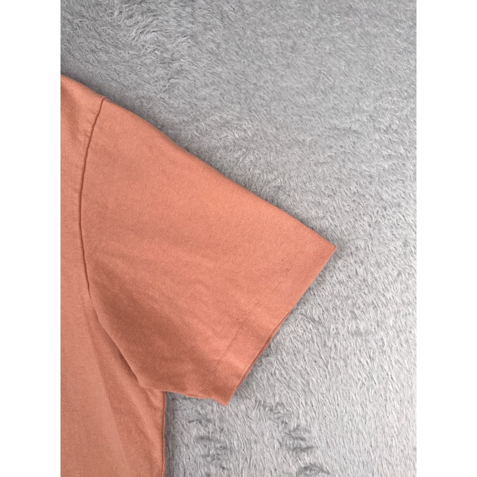 Patagonia Patagonia Shirt Adult Large Orange Short Sleeve Crew Neck Pocket Distressed Size US L / EU 52-54 / 3 - 2 Thumbnail