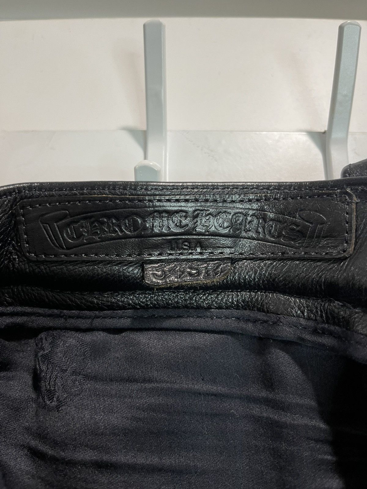 Chrome Hearts Chrome Hearts cross patch leather biker pants Size US 34 / EU 50 - 21 Thumbnail