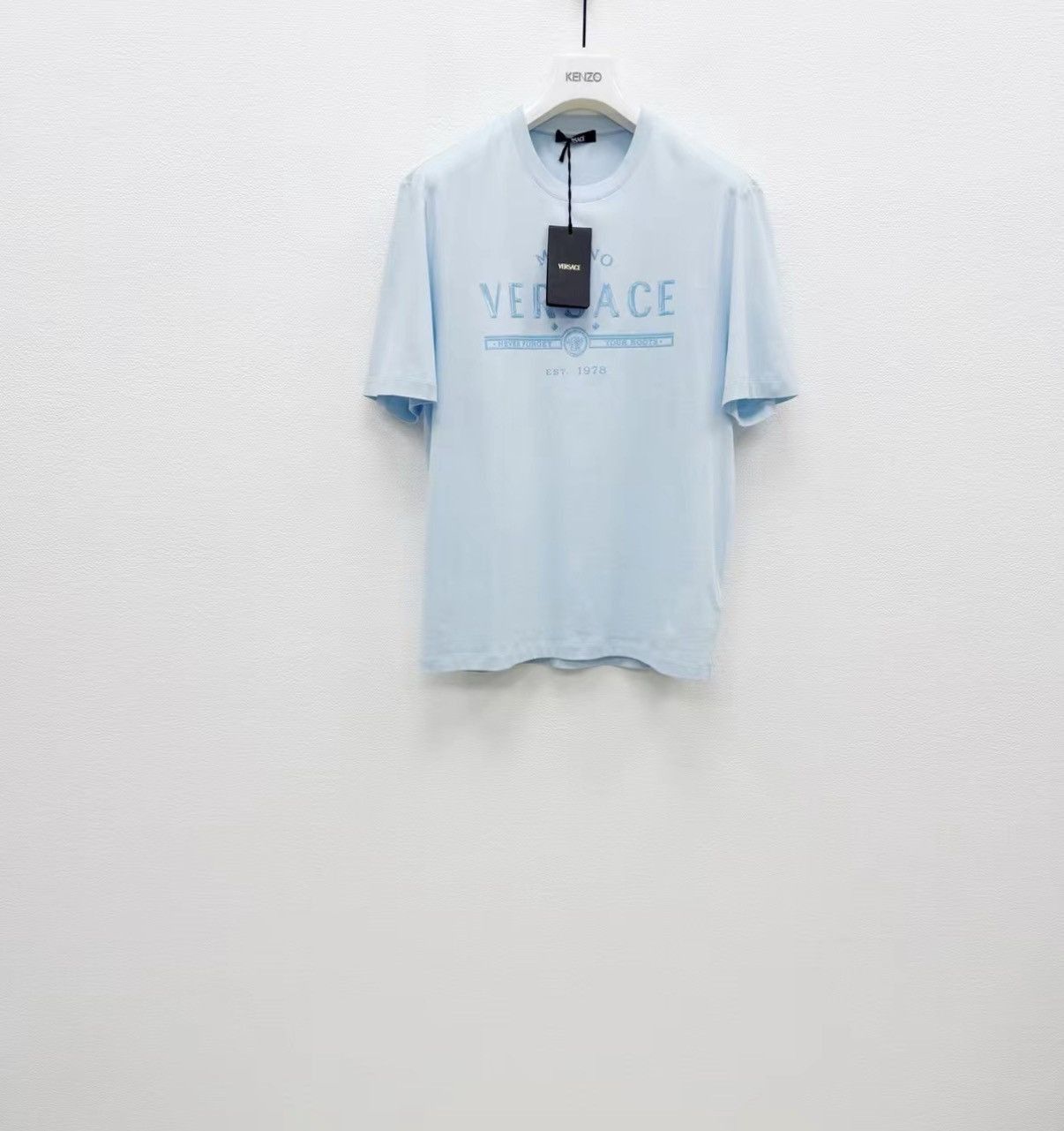 Versace Blue Short-Sleeve Graphic T-Shirt Size US L / EU 52-54 / 3 - 1 Thumbnail