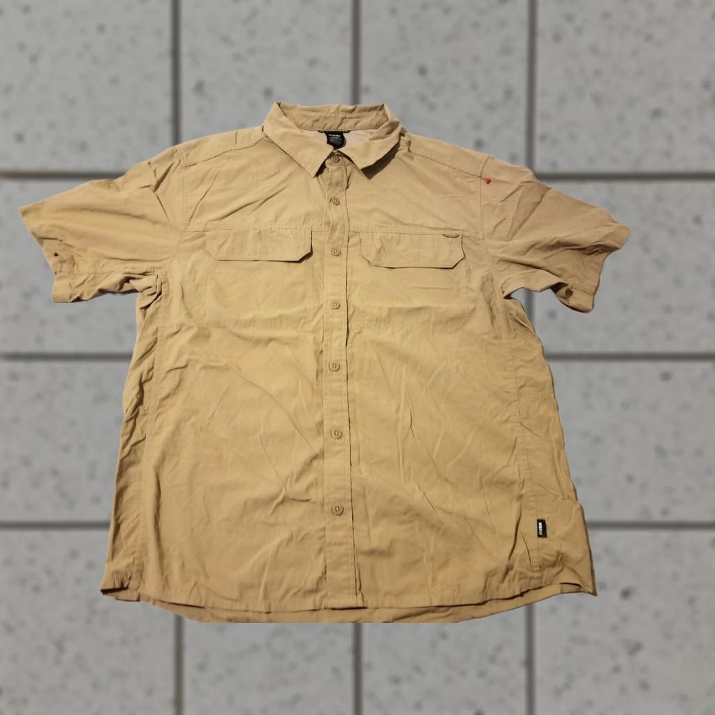 Vintage REI Mens Cotton Button-Up Shirt L Beige Short Sleeve Size 42R - 1 Thumbnail