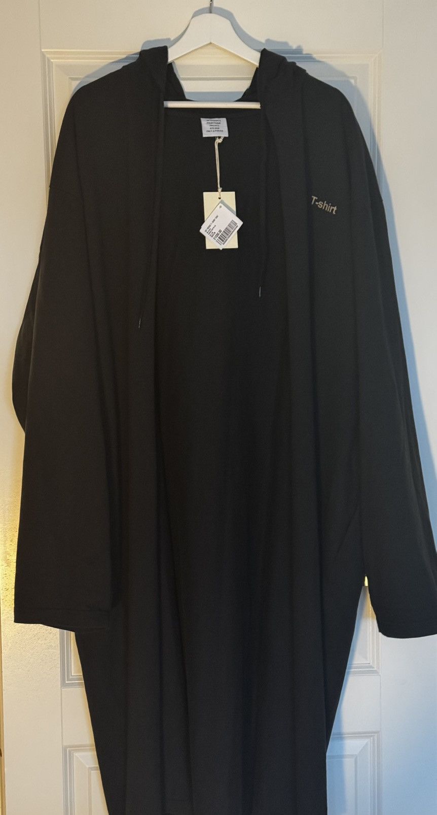 Vetements Vetements Over Sized T-shirt Hoodie Rain Coat Size US M / EU 48-50 / 2 - 2 Thumbnail
