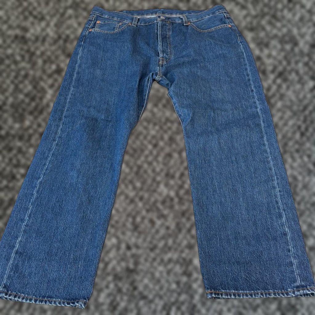 Levi's VINTAGE Levi's 501 Jeans Mens W38 L29 Blue Denim Button Fly Straight Leg Size US 38 / EU 54 - 1 Thumbnail