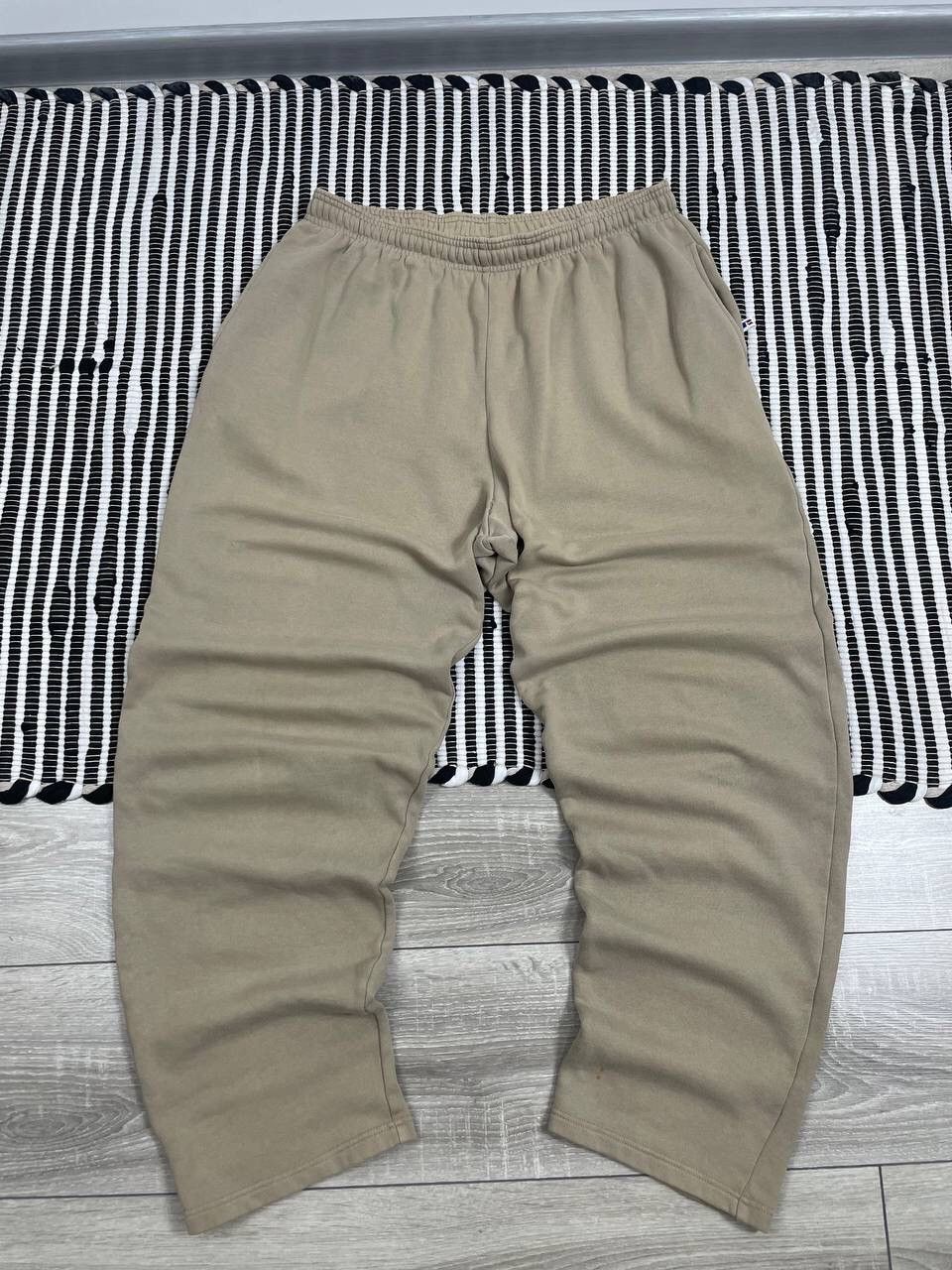 Russell Athletic Vintage Russell Athletic Baggy Sweatpants Y2K Size US 34 / EU 50 - 1 Thumbnail