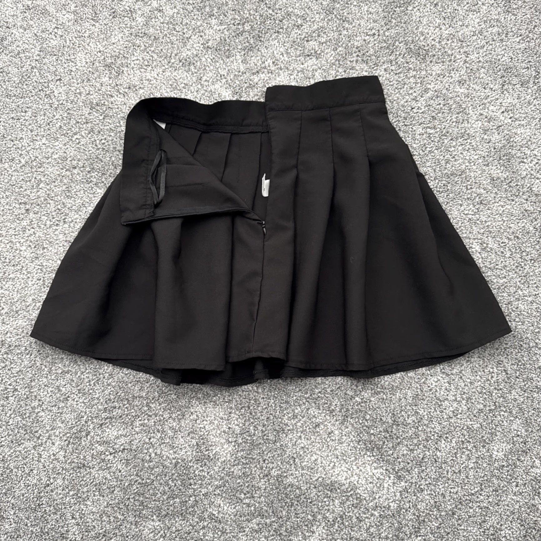 Vintage Pleated Mini Skirt L Dark Academia Preppy Goth Schoolgirl Y2K Look Skirt Women Size 36" / US 14 / IT 50 - 7 Thumbnail