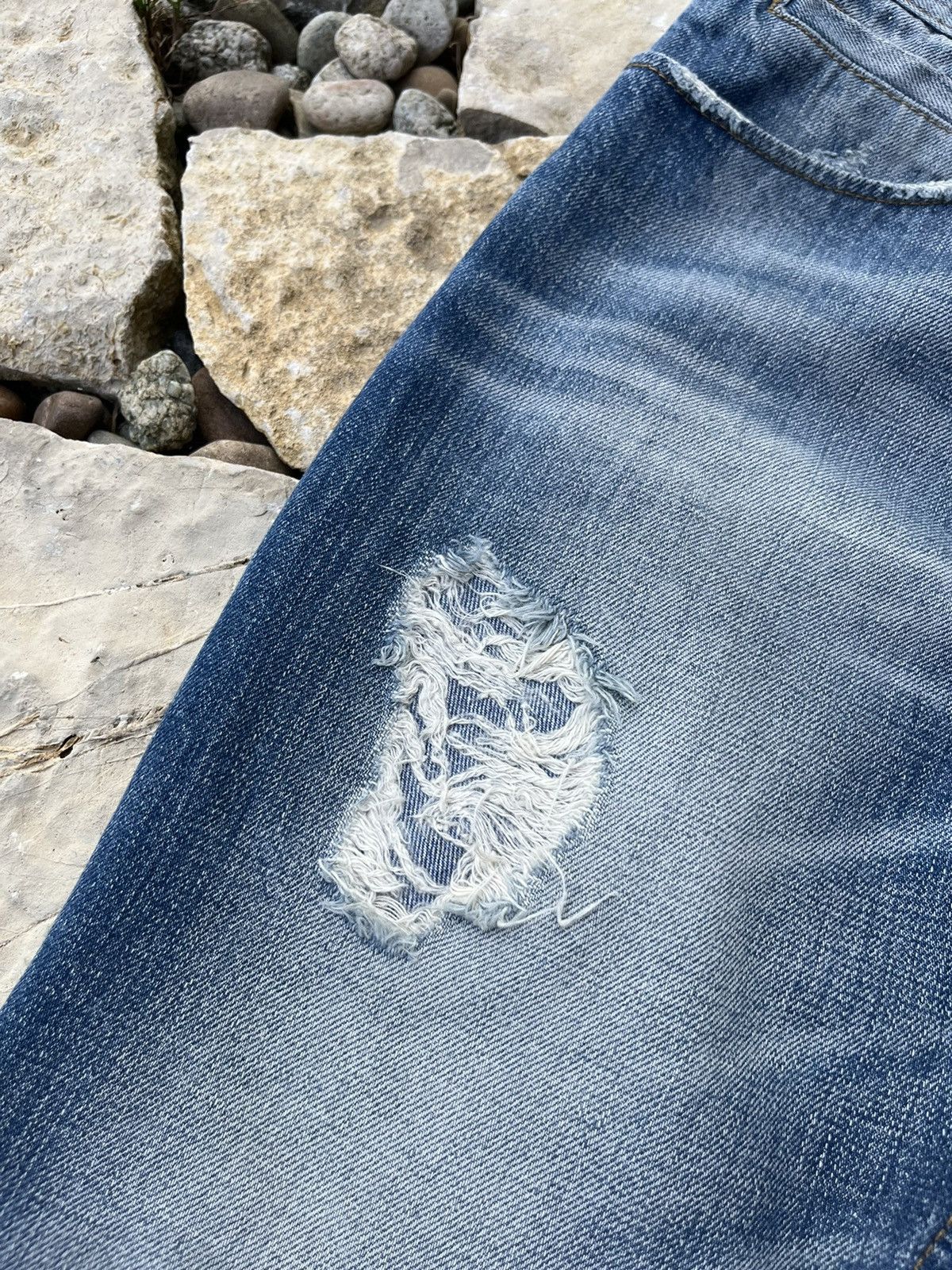 Dolce & Gabbana × Jean Vintage Dolce & Gabbana y2k distressed jeans ripped pants Size US 30 / EU 46 - 12 Thumbnail