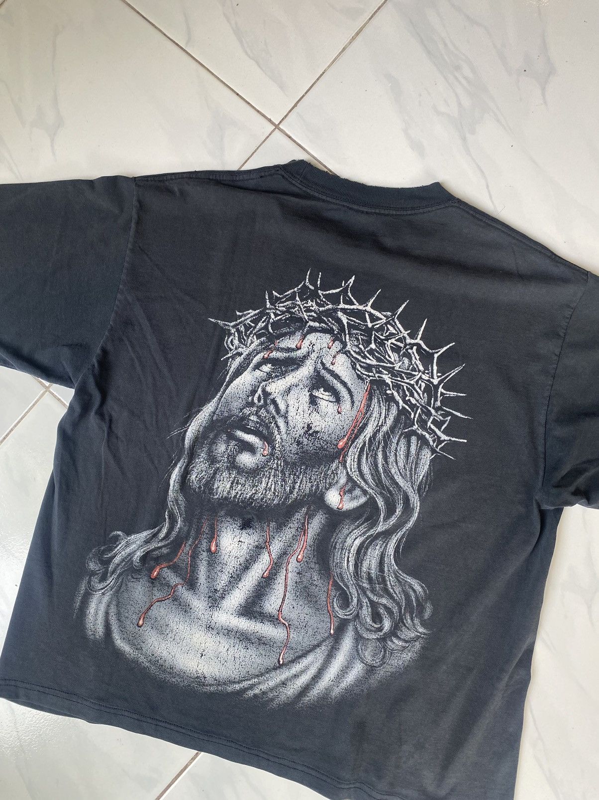 Other Vintage Jesus Christ Crown Of Thorns (Jesus Tee) Size US XL / EU 56 / 4 - 2 Thumbnail