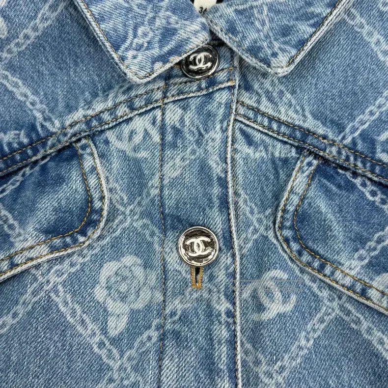 Chanel Chanel Washed blue classic full logo denim jacket Size XS / US 0-2 / IT 36-38 - 8 Thumbnail