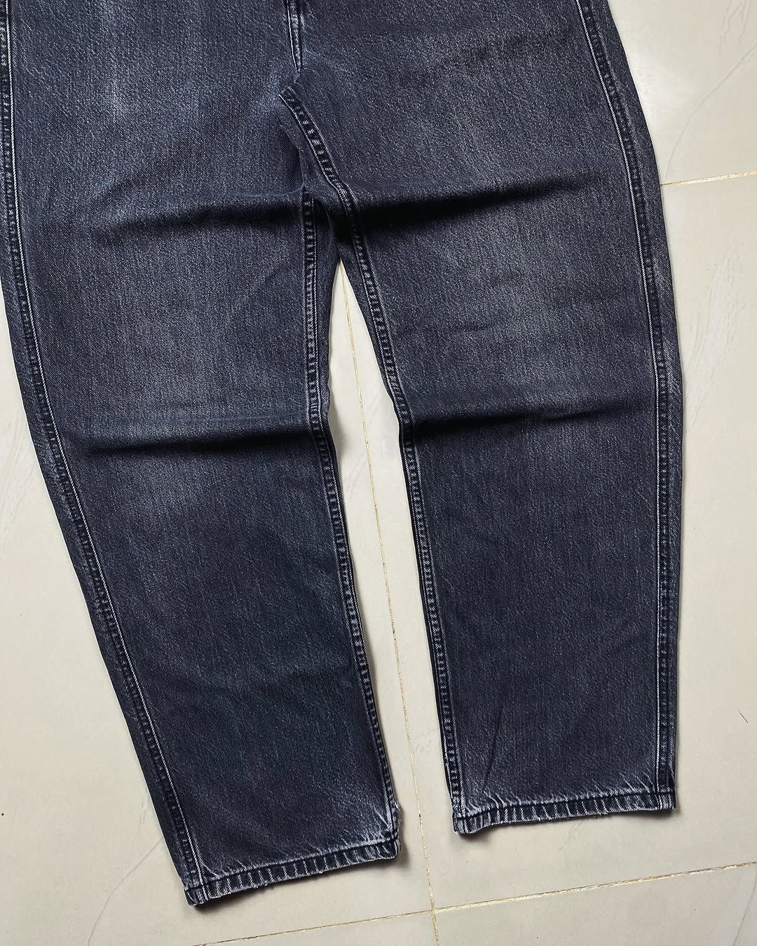 Uniqlo Uniqlo Black washed Baggy Jeans Size US 30 / EU 46 - 4 Thumbnail