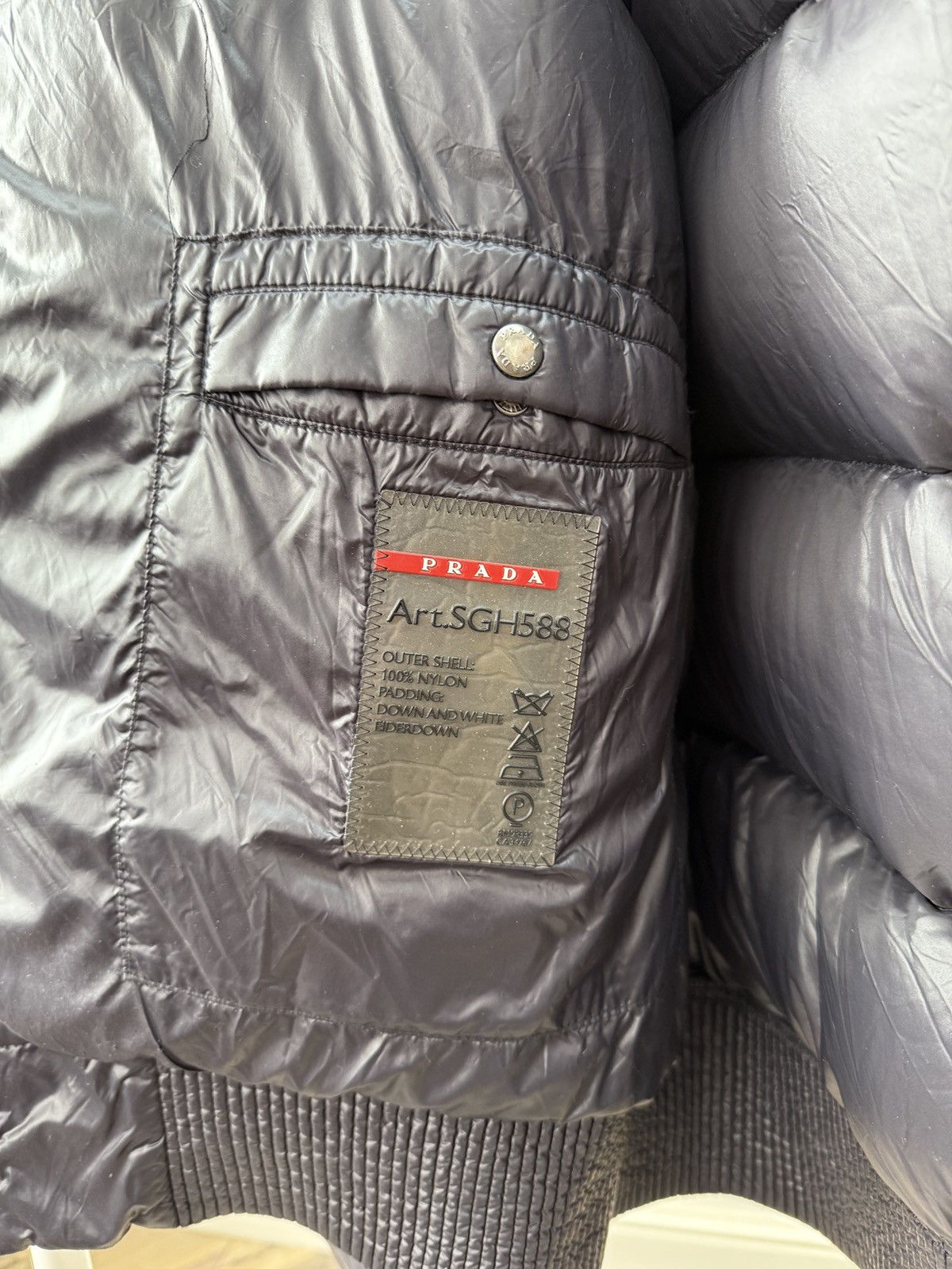Prada Vintage Prada Milano 2013 Nylon Elderdown Puffer Jacket Size US L / EU 52-54 / 3 - 13 Thumbnail