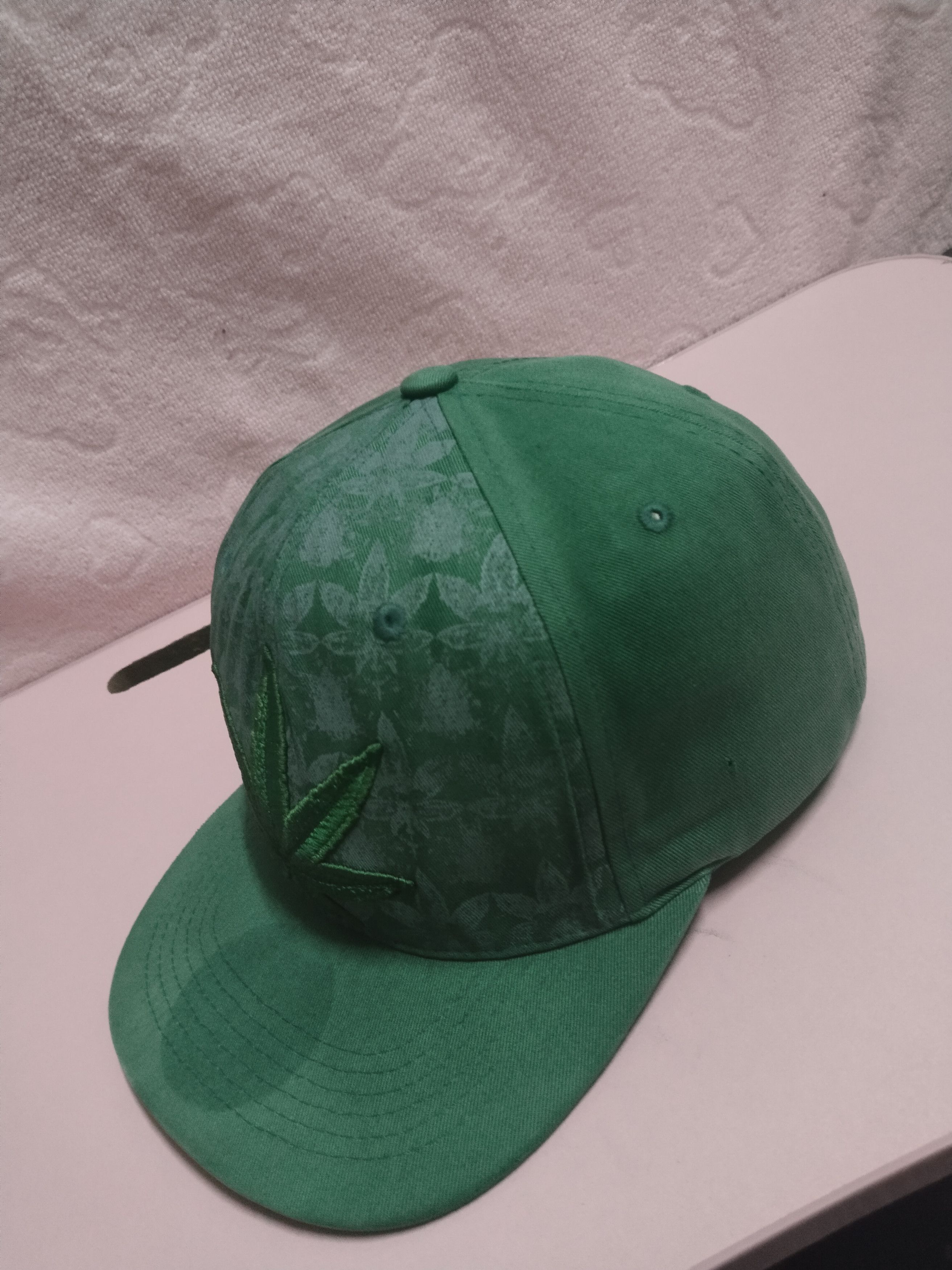 Japanese Brand RARE SUN FADED MARIJUANA EMBROIDERY HAT Size ONE SIZE - 3 Thumbnail