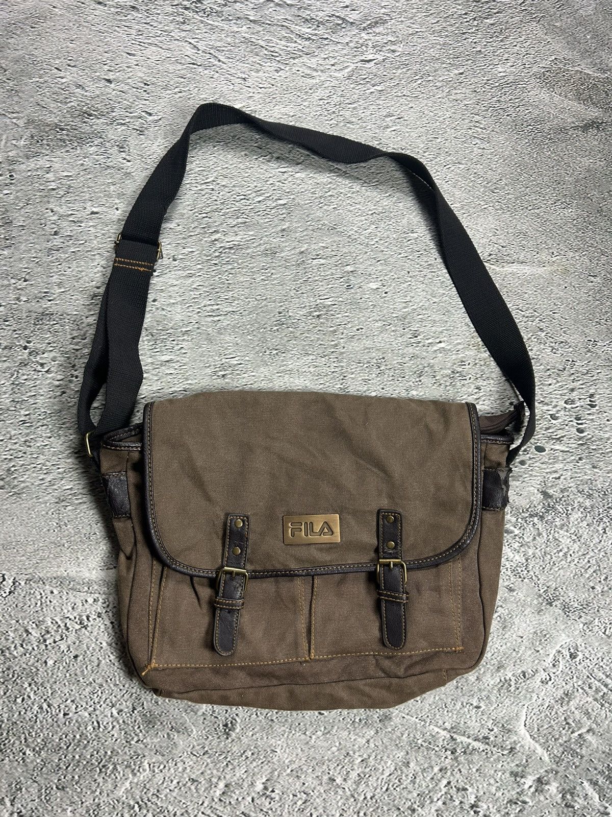 Fila Fila shoulder bag vintage brown Y2K Size ONE SIZE - 1 Thumbnail