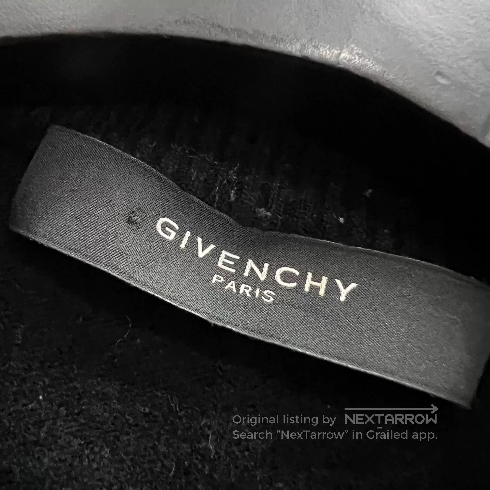 Givenchy givenchy dog head print sweater in xs. Size US XS / EU 42 / 0 - 2 Thumbnail