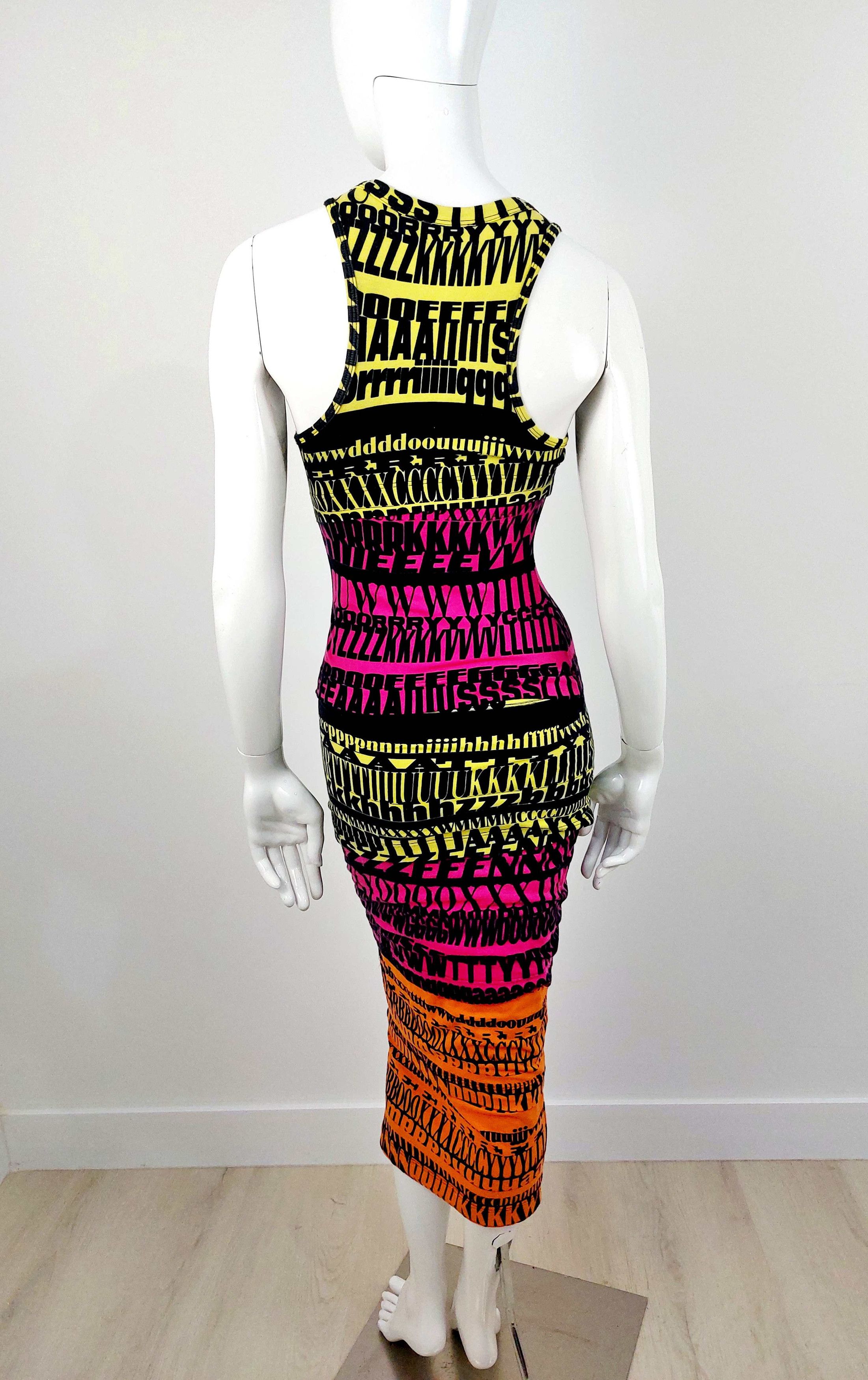 Dolce & Gabbana Runway 2012 F/W Dolce & Gabbana Alphabet Fergie Dress Size S / US 4 / IT 40 - 15 Thumbnail