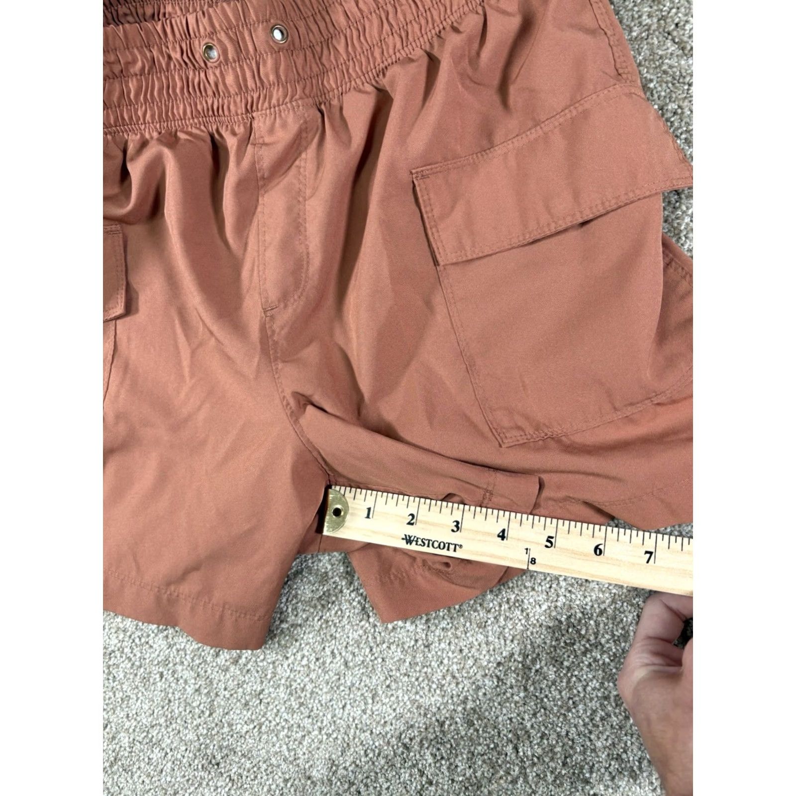 Old Navy Old Navy Women’s S Quick Dry Stretch Tech Cargo Shorts Athletic Running Cargo Shorts Size 28" / US 6 / IT 42 - 8 Thumbnail