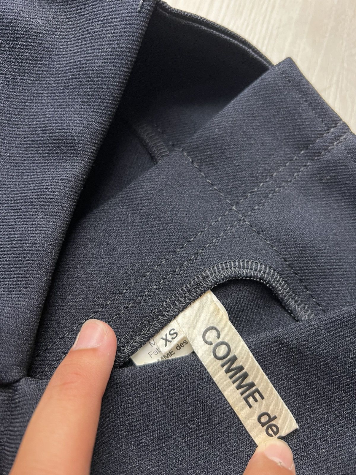 Comme des Garcons Fall 2012 Comme Des Garcons 2D Felt Top Size XS / US 0-2 / IT 36-38 - 6 Thumbnail