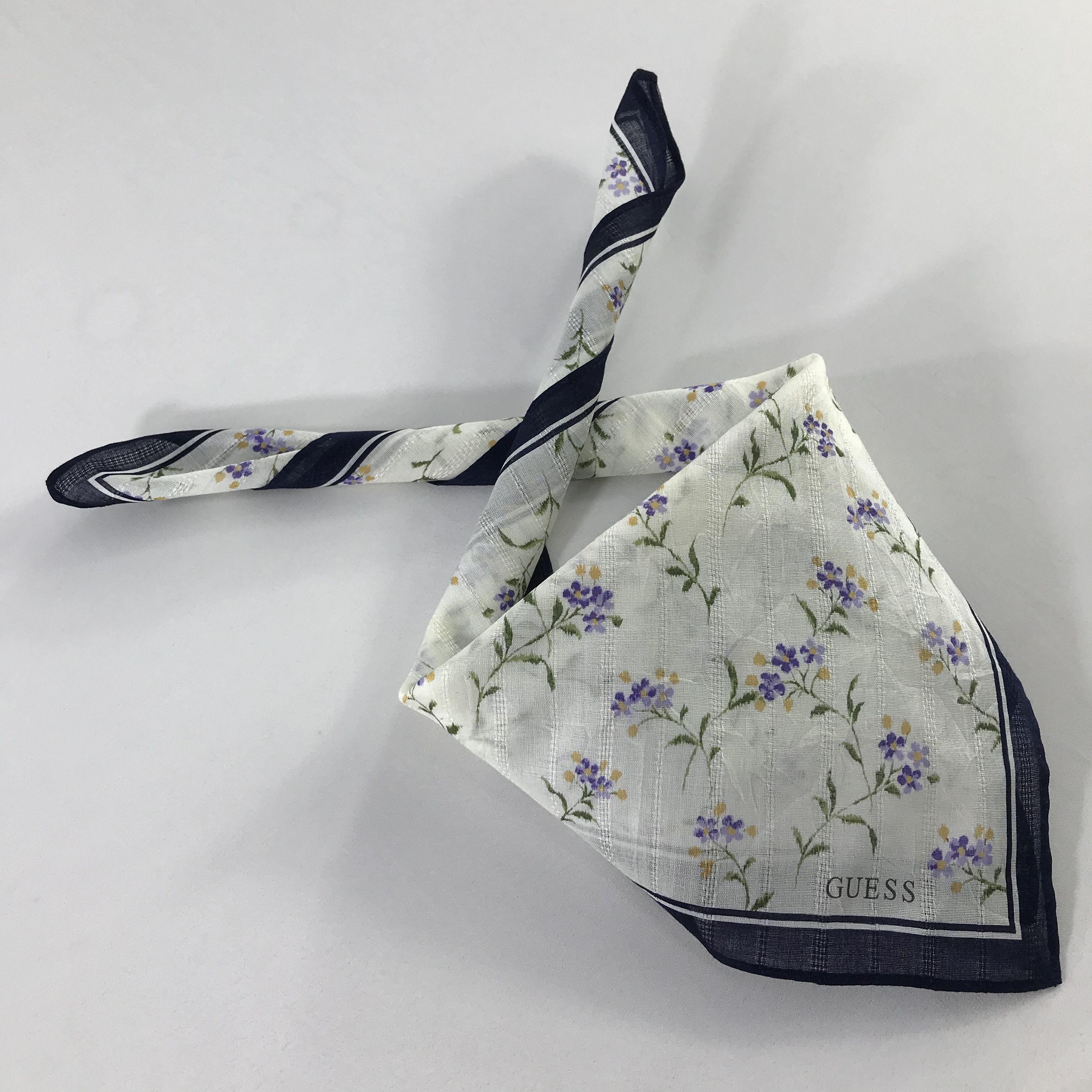 Guess × Vintage Guess Bandana / Handkerchief / Neckerchief - S891 Size ONE SIZE - 4 Thumbnail