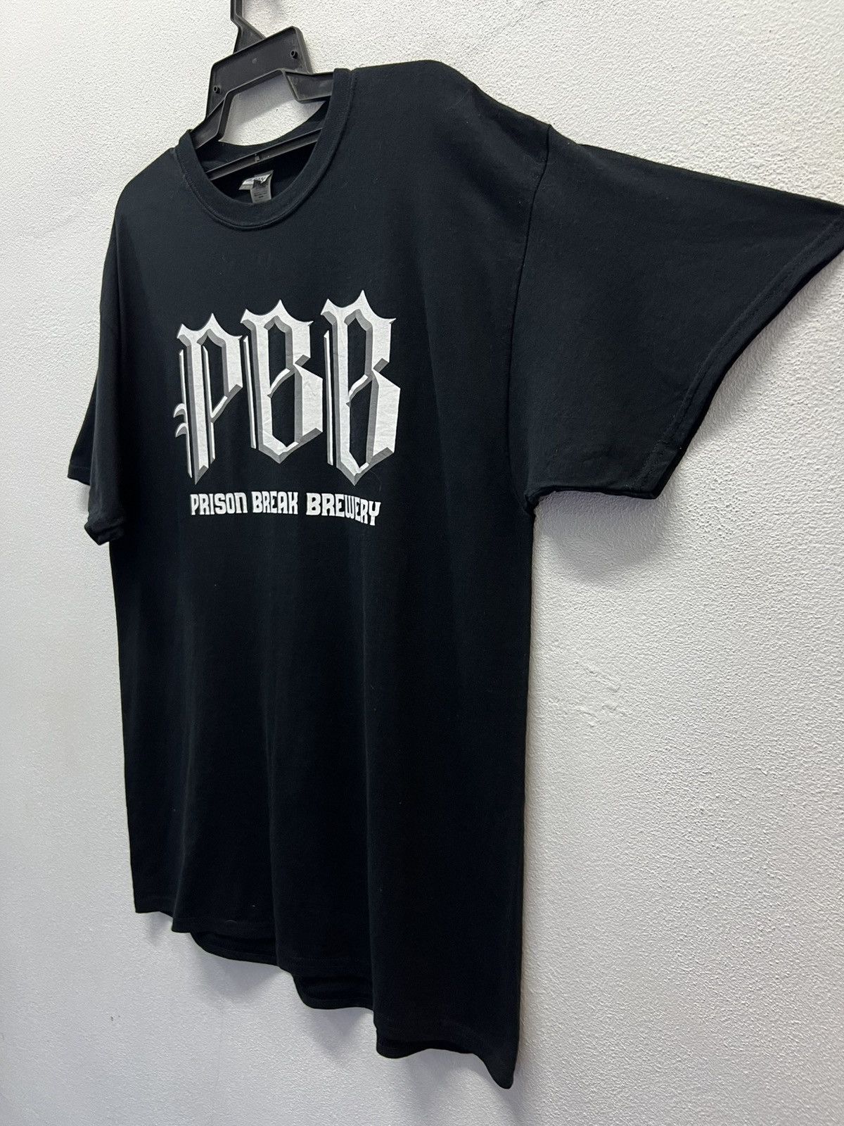 Gildan × Vintage VINTAGE GILDAN PBB PRISON BREAK BREWERY SHIRT Size US XL / EU 56 / 4 - 5 Thumbnail