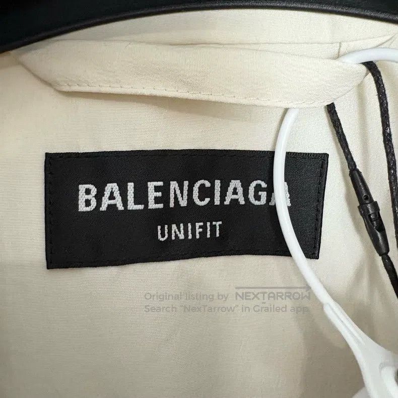 Balenciaga Balenciaga Beige Padded Retro Coach Jacket Size US XS / EU 42 / 0 - 3 Thumbnail