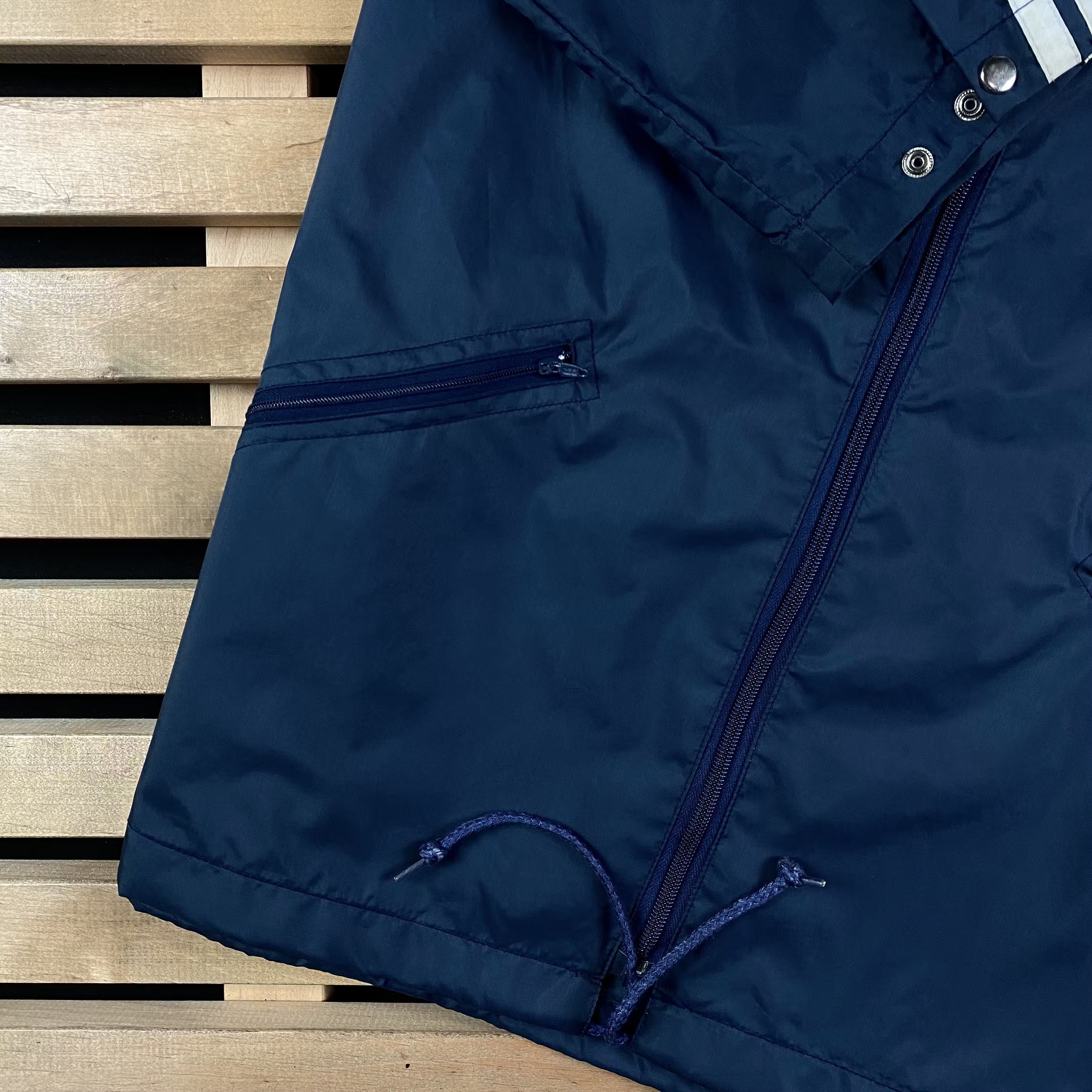 Adidas × Vintage Mens Windbreaker Vintage Adidas Originals Size L Size US L / EU 52-54 / 3 - 3 Thumbnail
