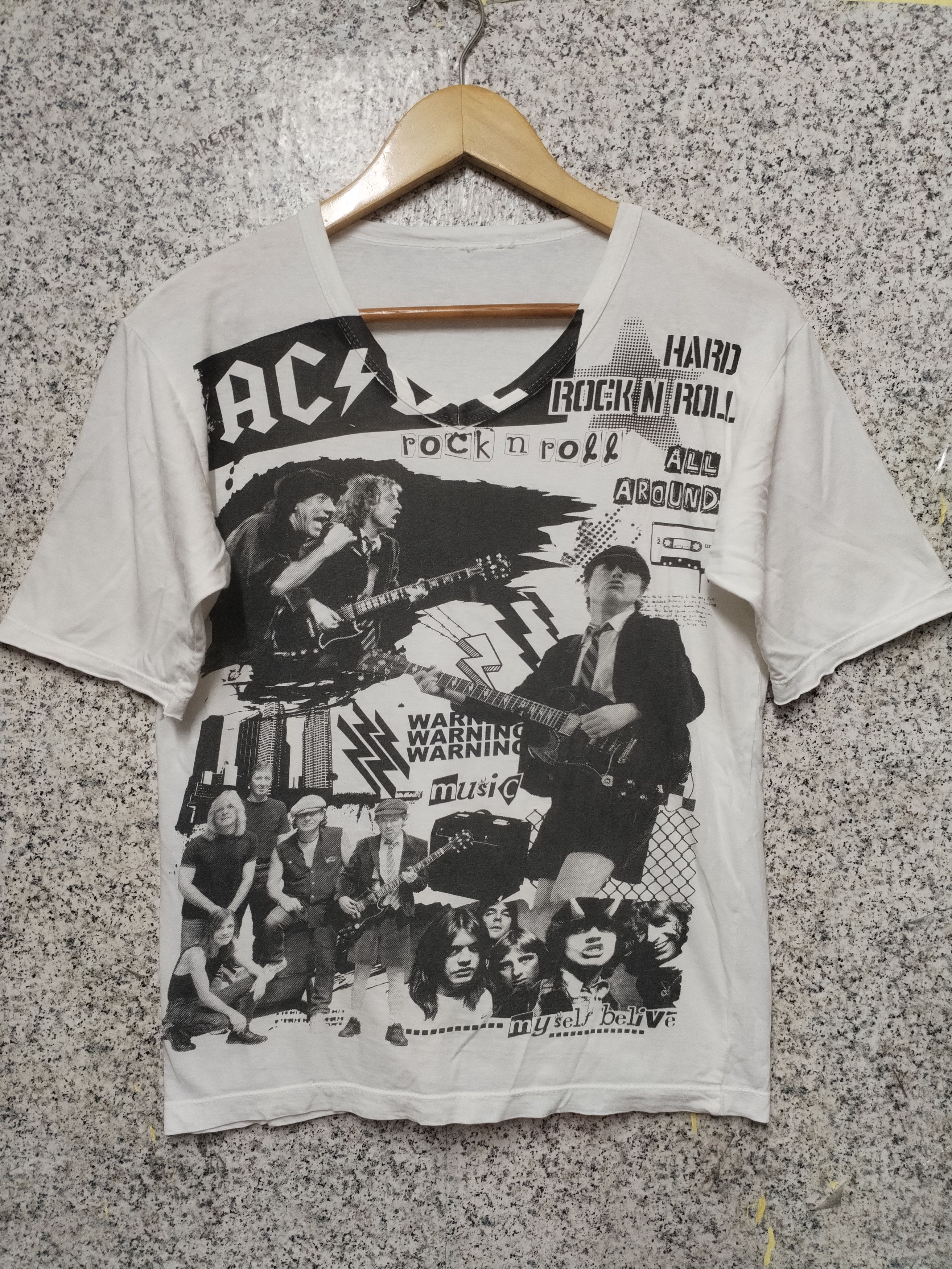 AC/DC × Band Tees × Vintage VINTAGE ACDC VERY RARE Size US S / EU 44-46 / 1 - 1 Thumbnail