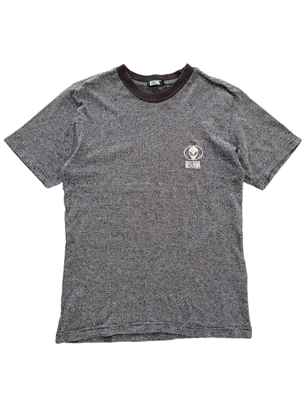 Vintage 90s BESCHWA Alien Skateboards T-Shirt