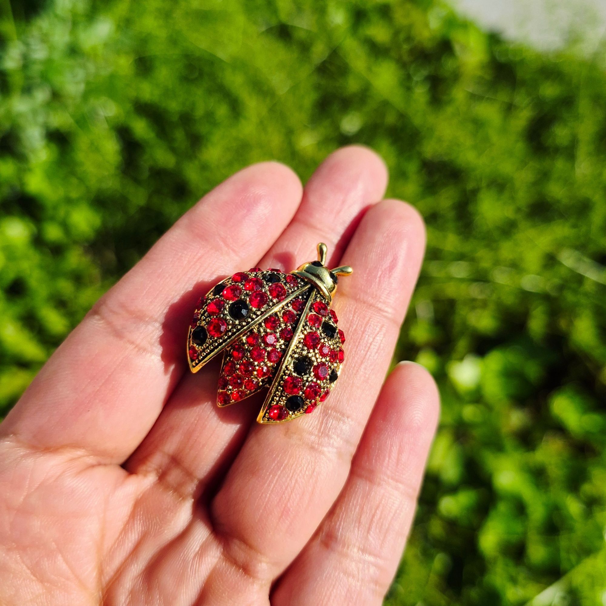 Other ⭐Vintage Style Ladybug Rhinestone Brooch Pin Red Gold Insect Size ONE SIZE - 5 Thumbnail